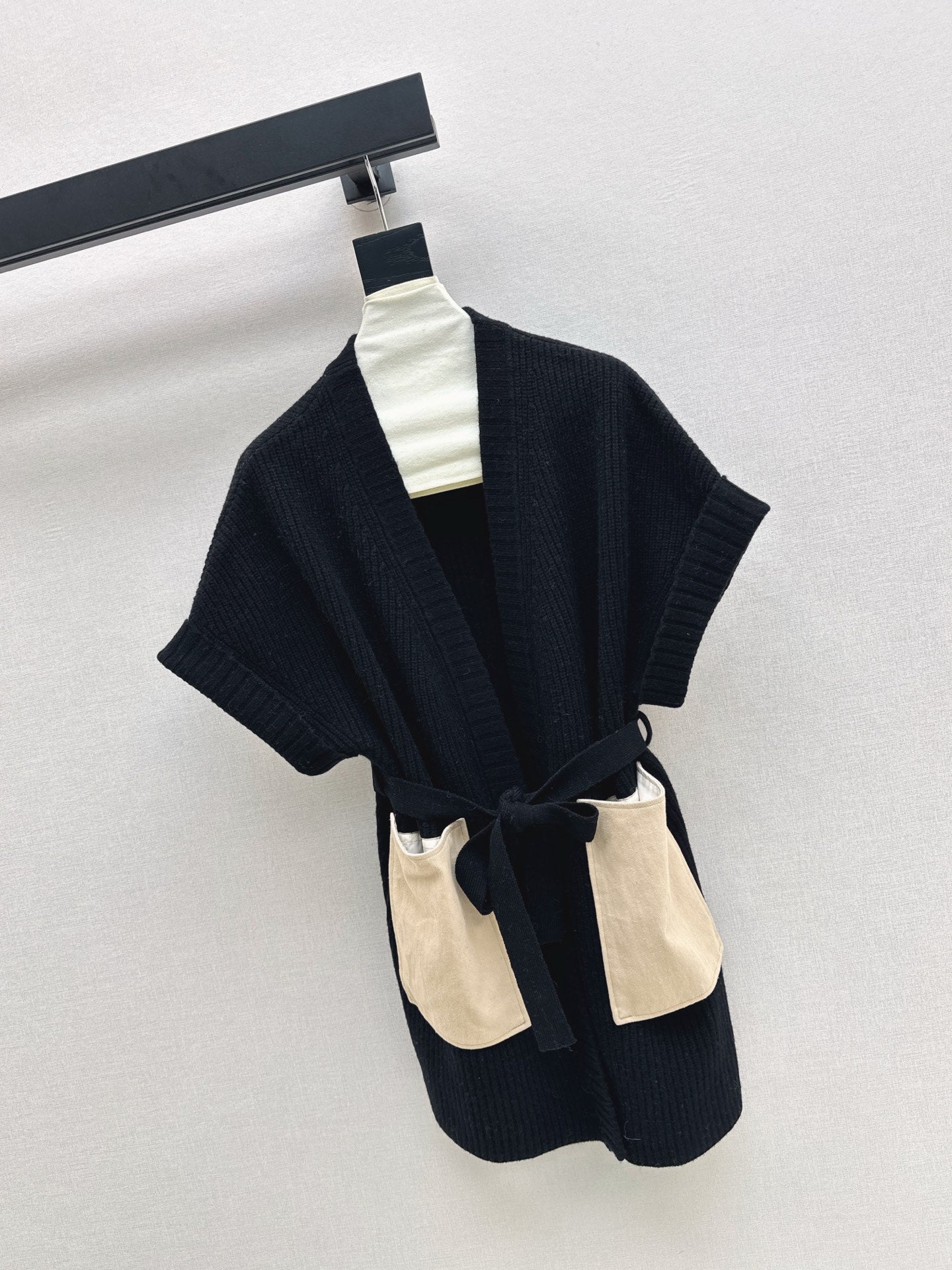 Loro 25fw wool vest