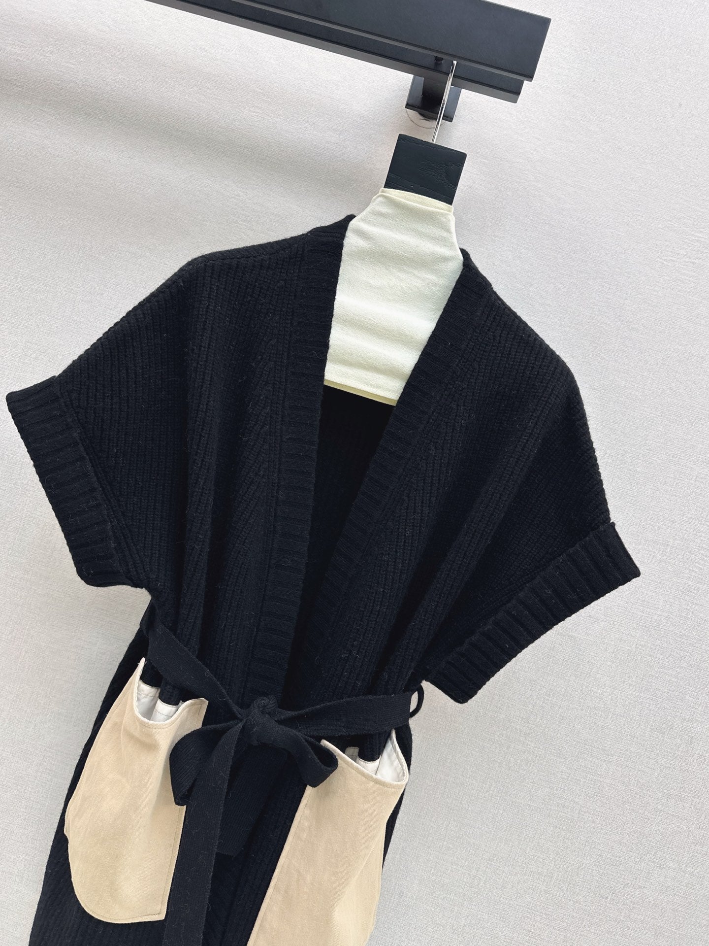 Loro 25fw wool vest