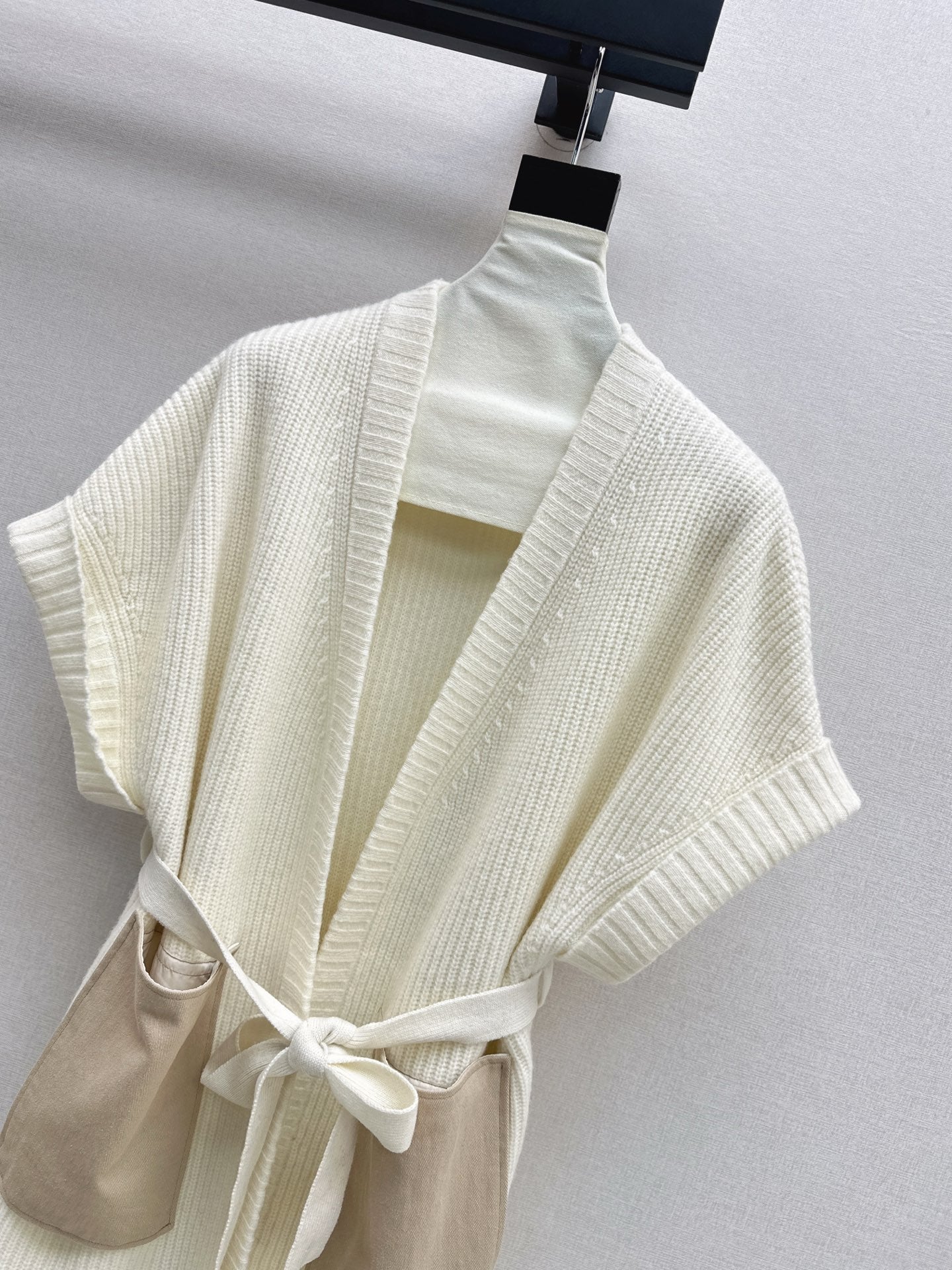 Loro 25fw wool vest