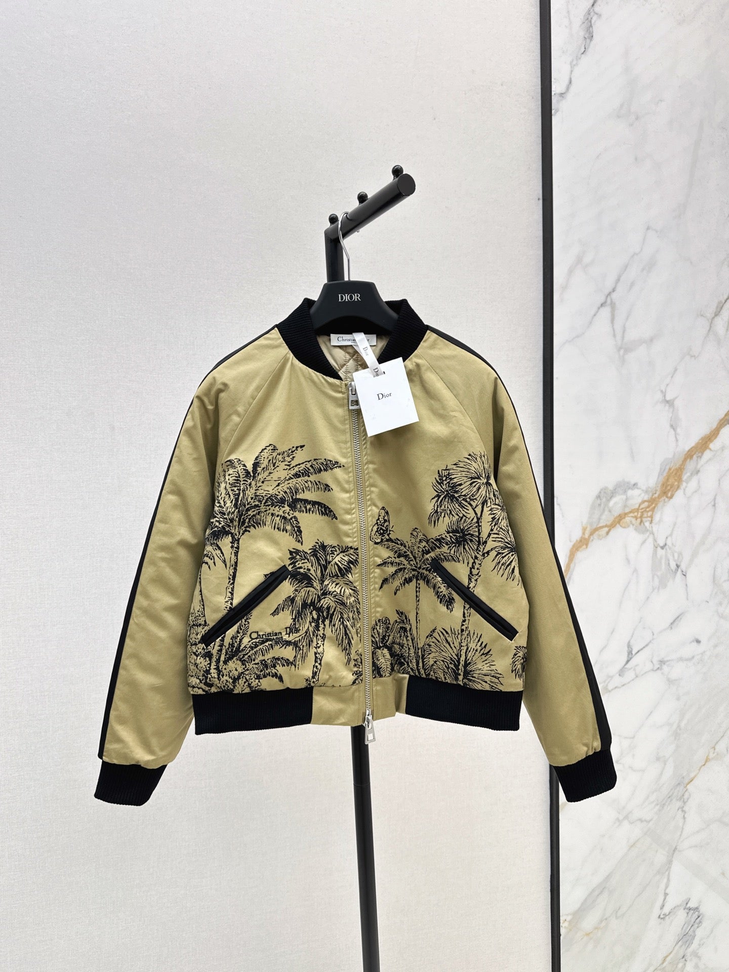 CD 25fw padded jacket