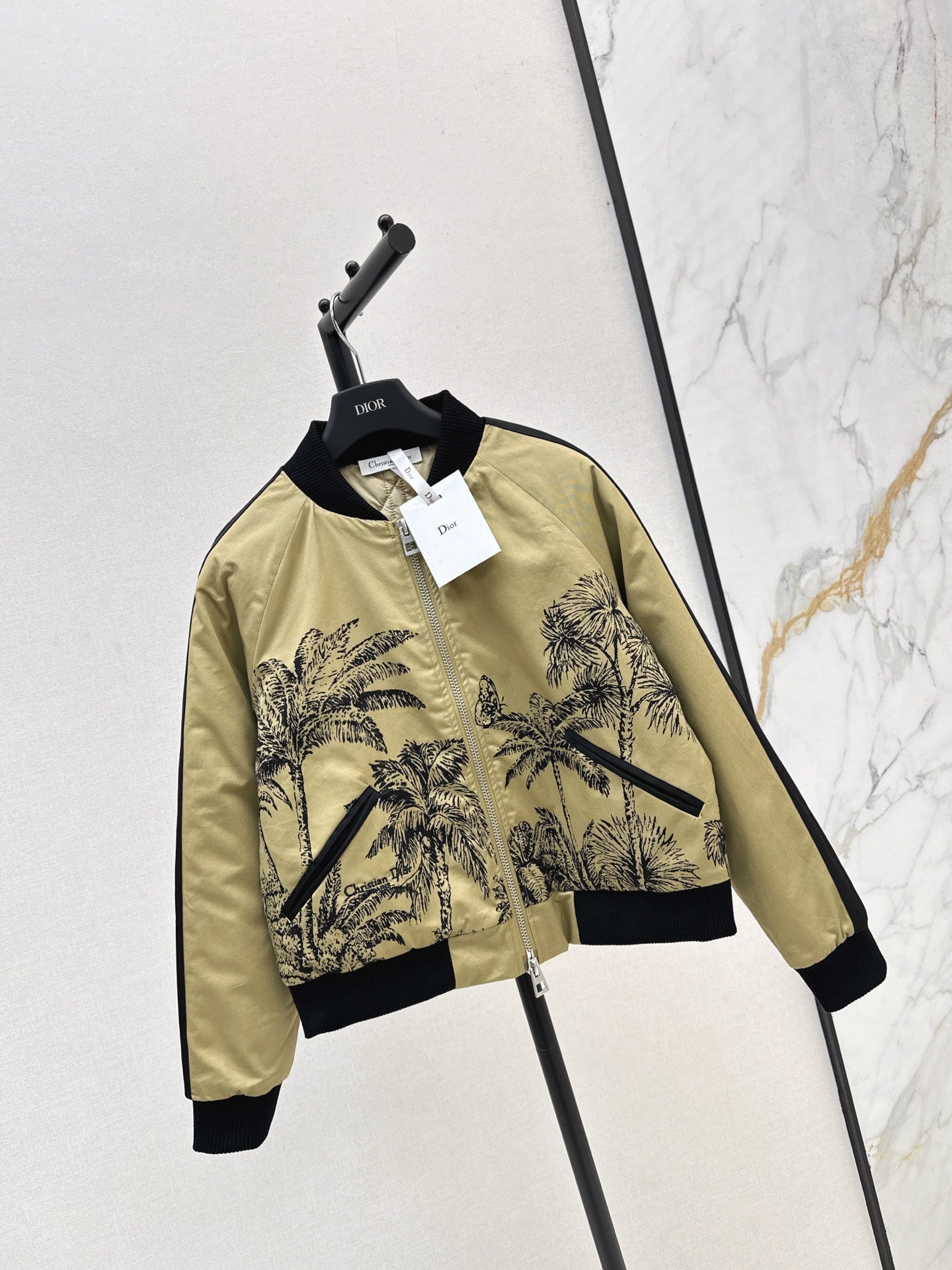 CD 25fw padded jacket