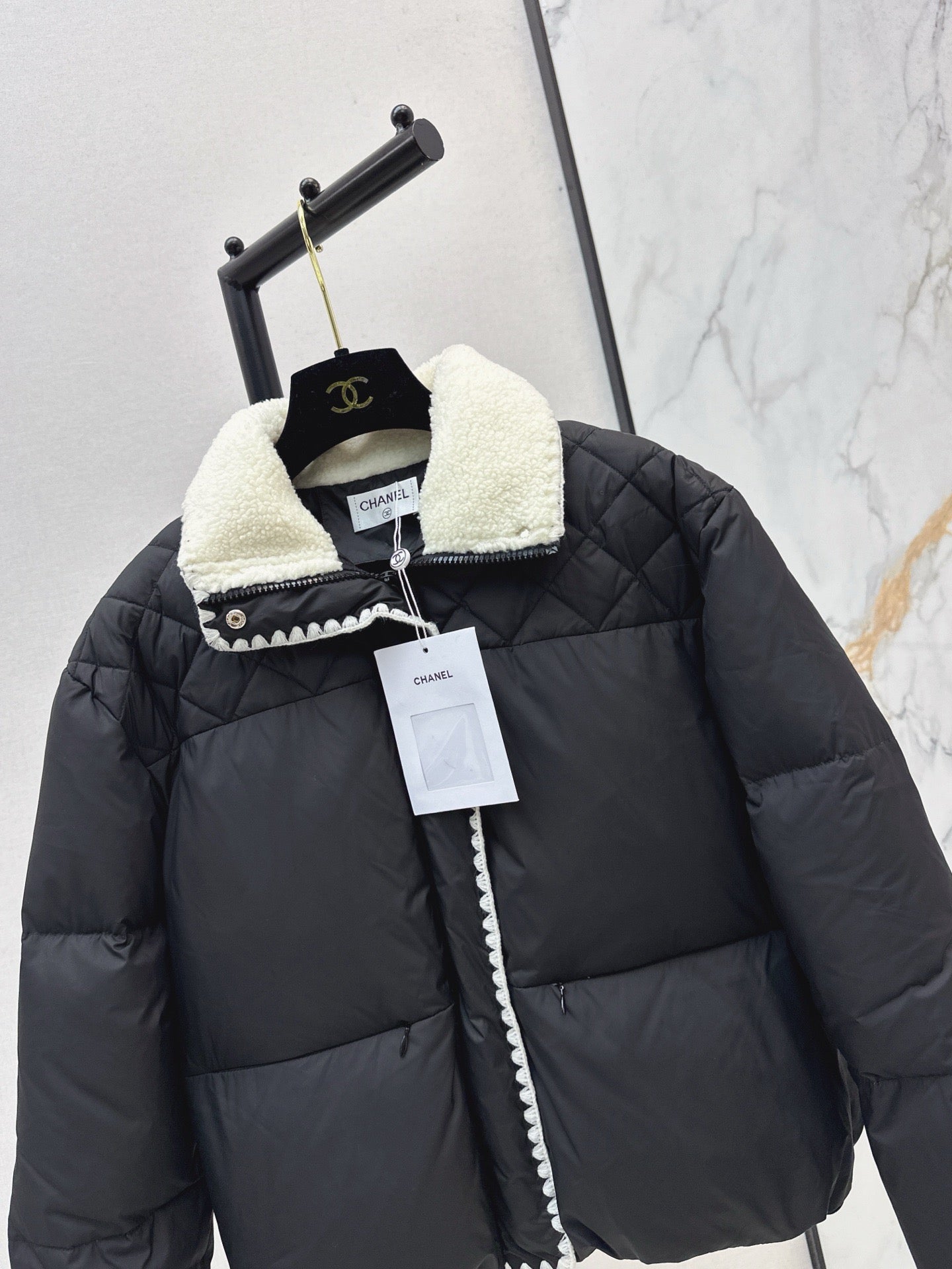 Chan 25fw down jacket
