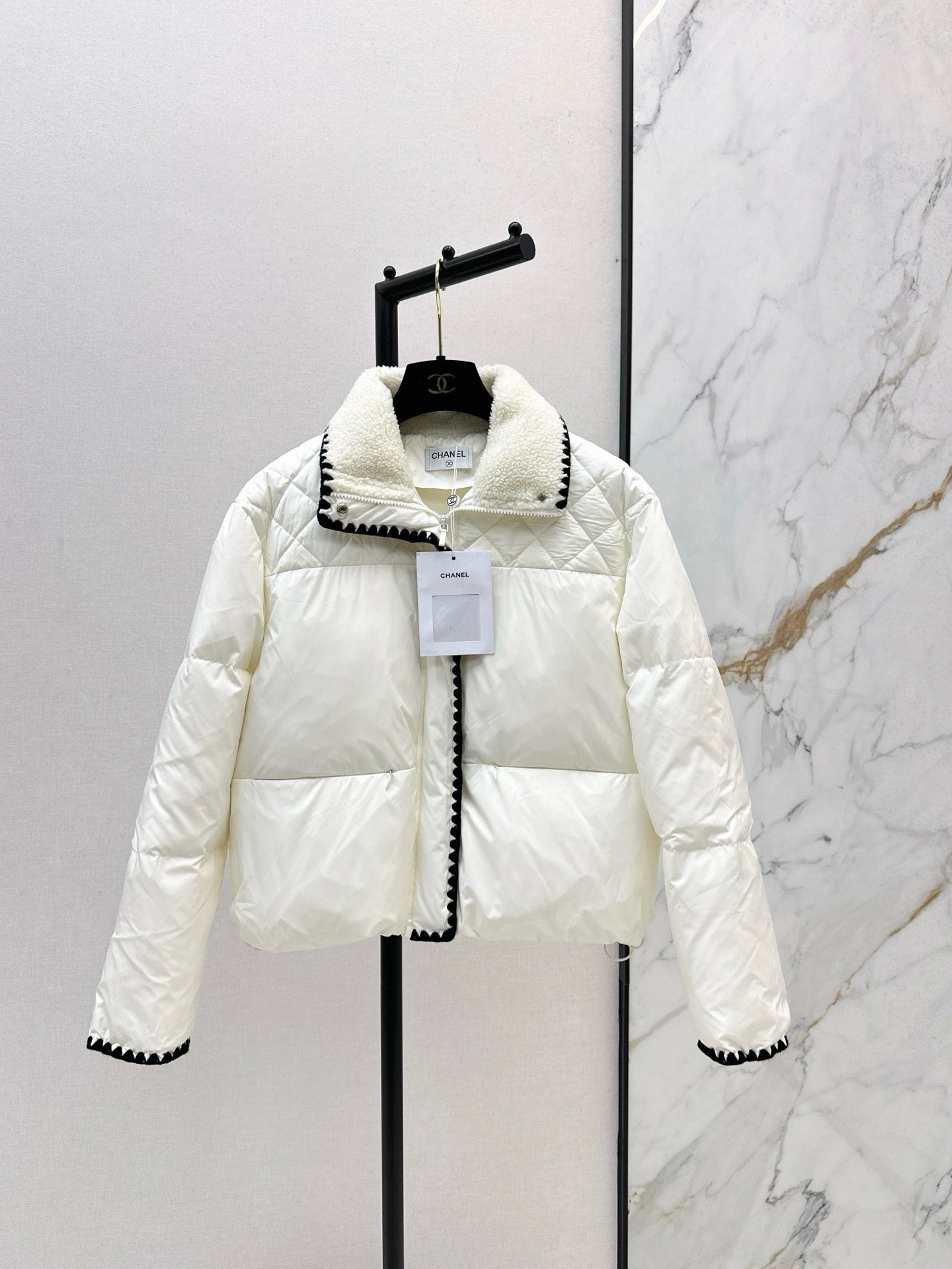 Chan 25fw down jacket