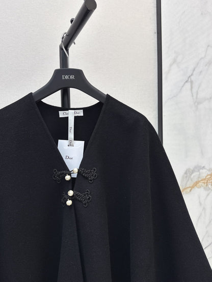 CD 25fw wool cape