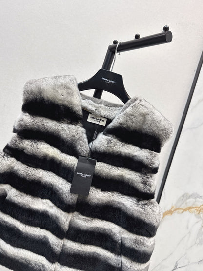 Sain 25fw scarf vest set