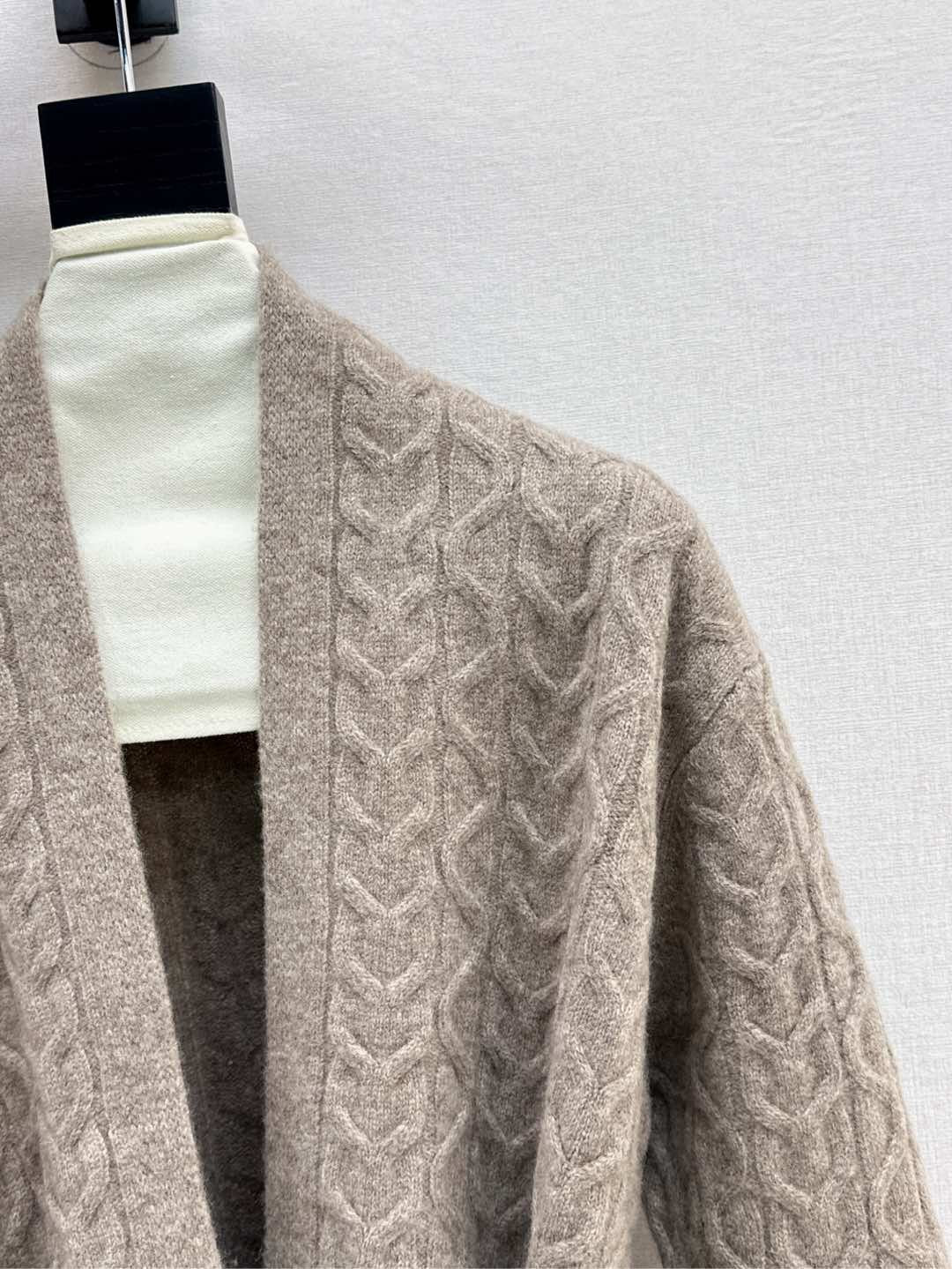 Herm 25fw wool cardigan