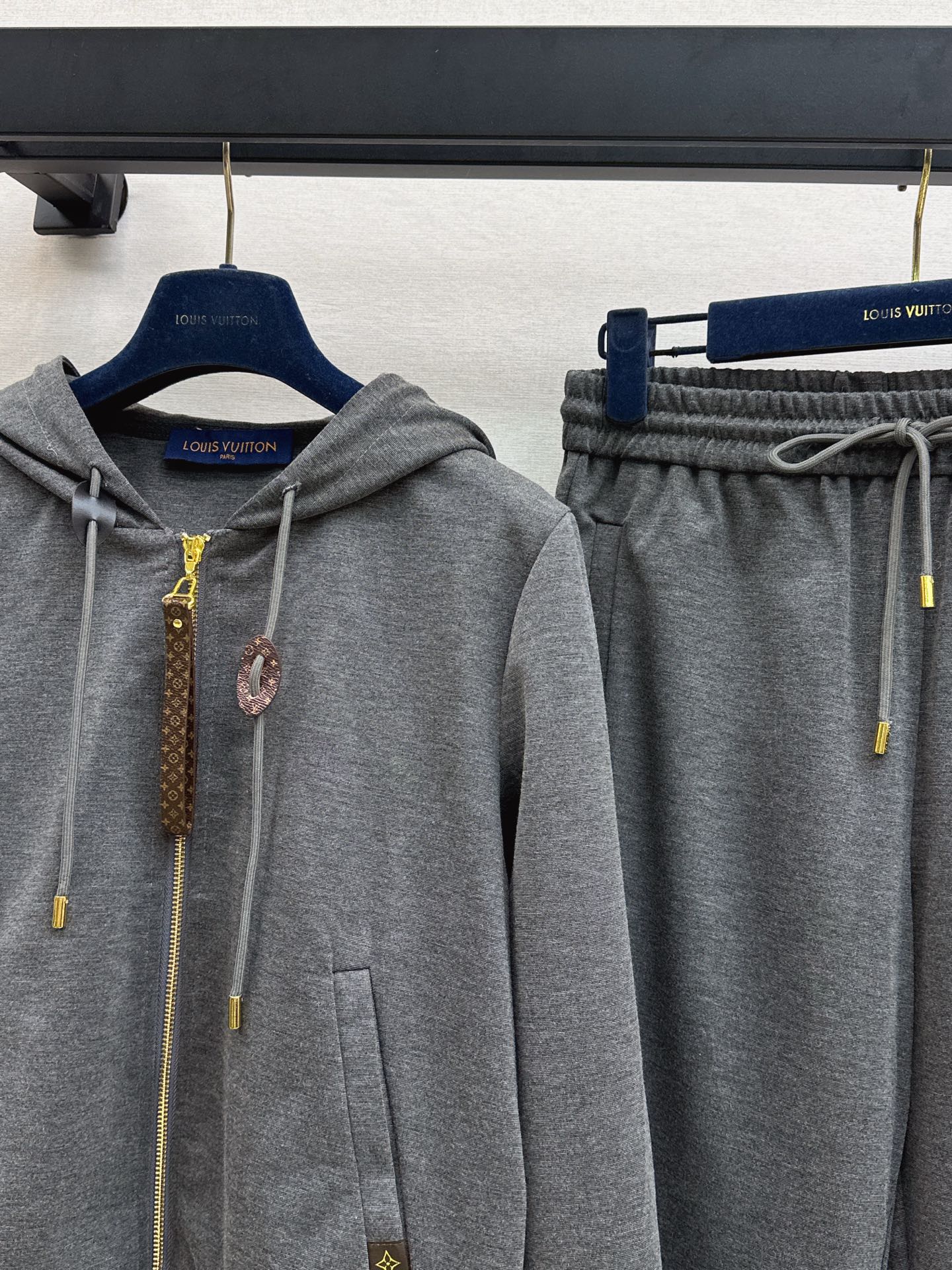 Loui 25fw suit