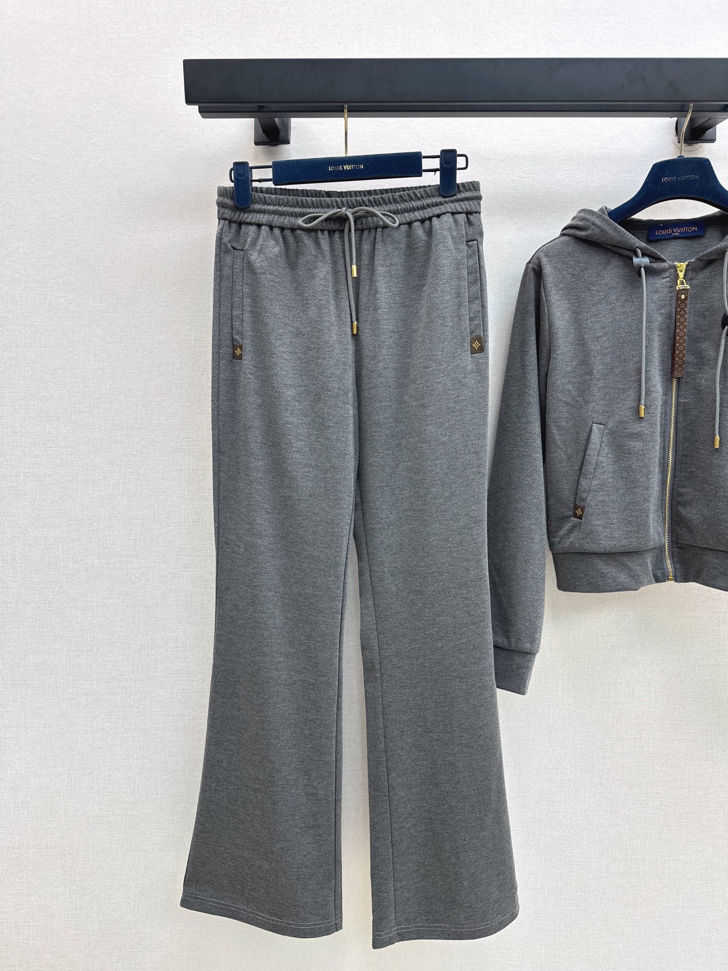 Loui 25fw suit