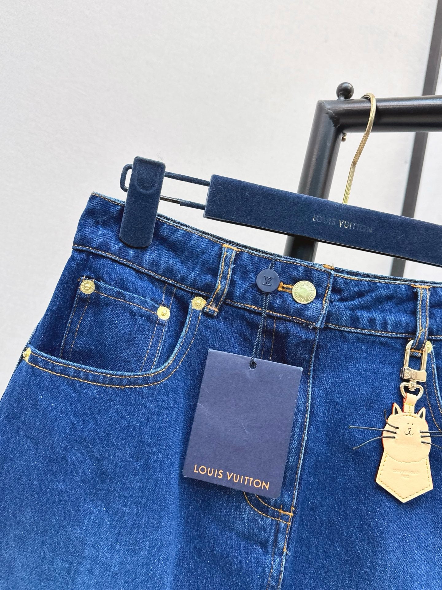 Loui 25fw denim skirt