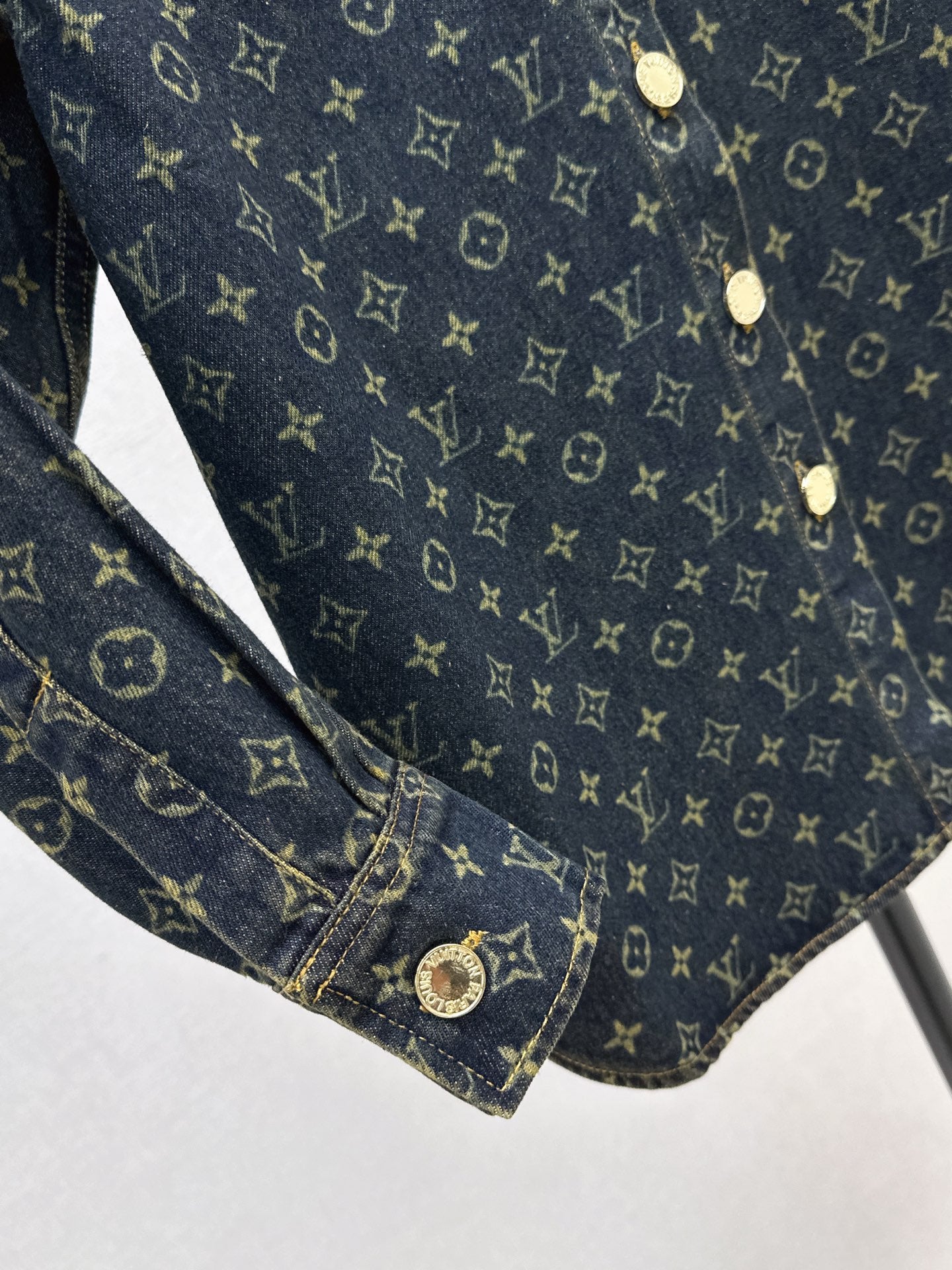 Loui 25fw denim shirt