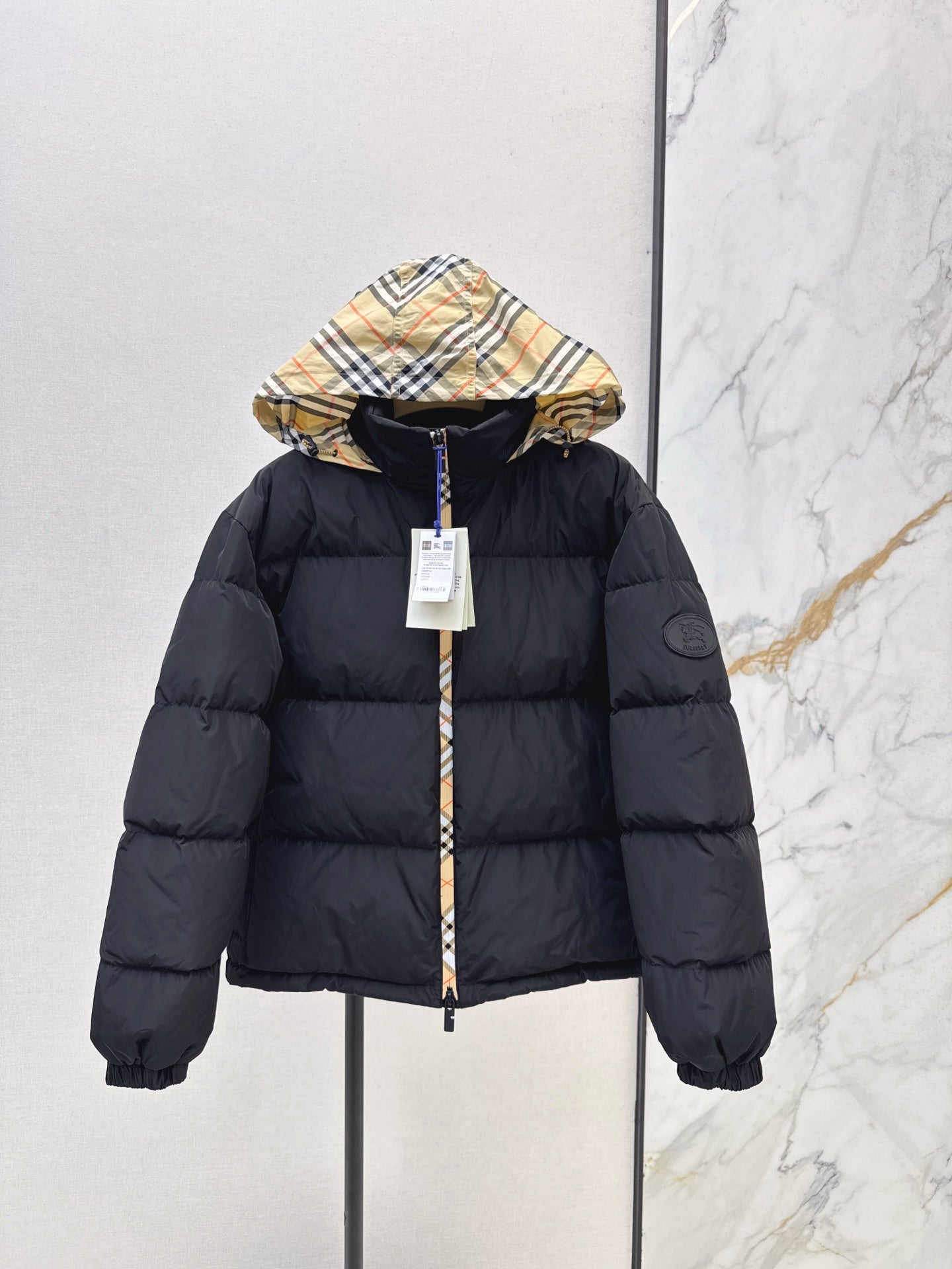 Bur 25fw down jacket