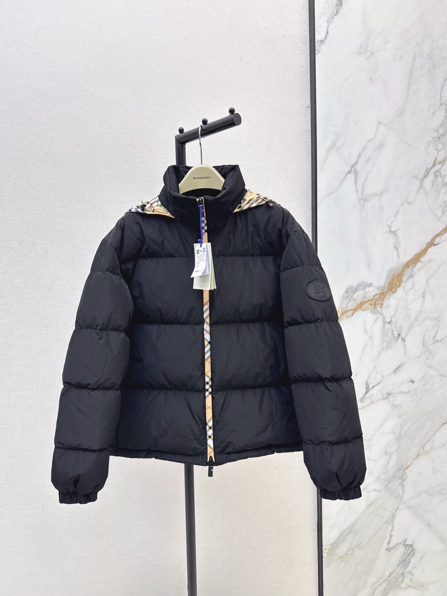 Bur 25fw down jacket