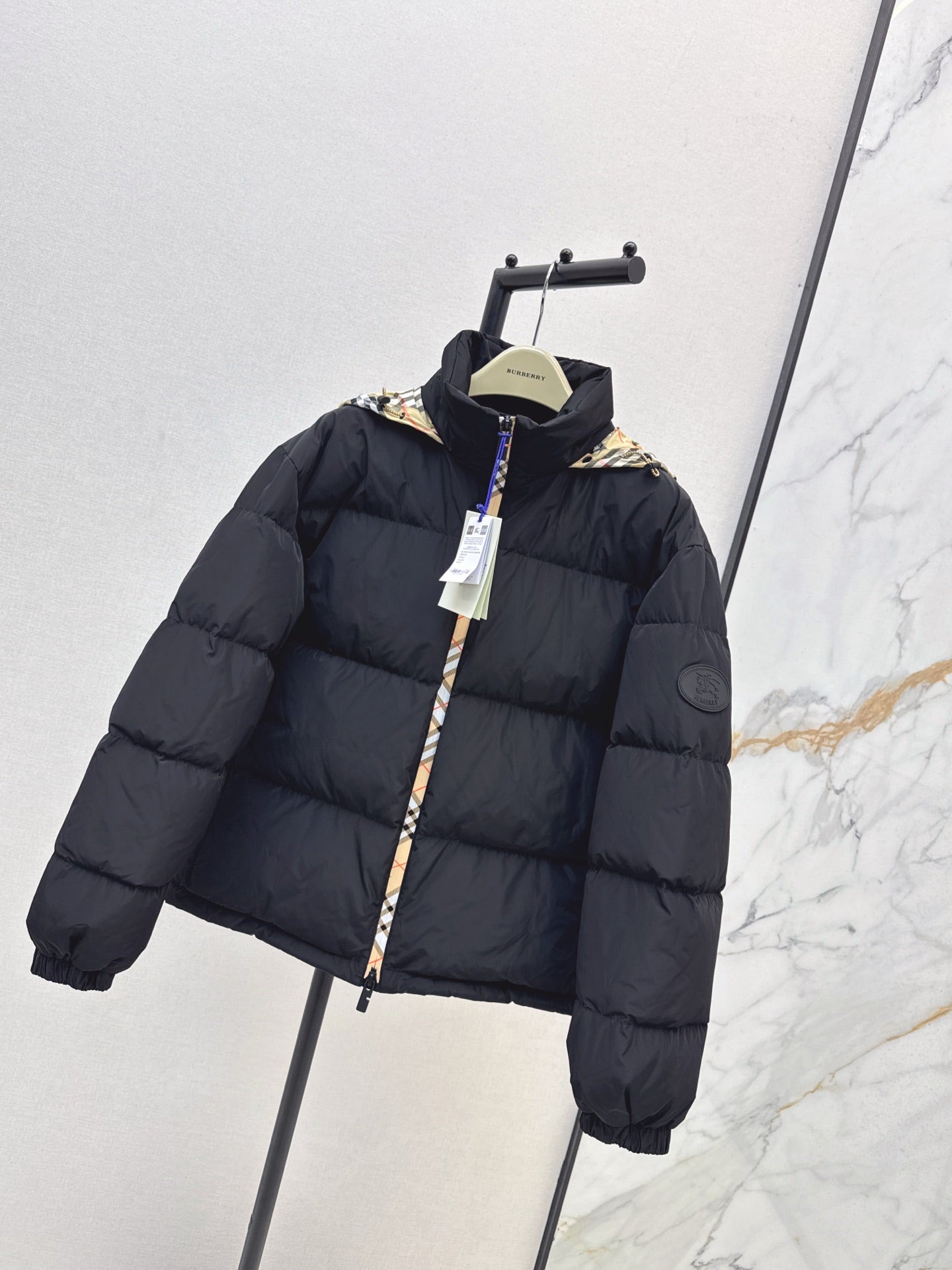 Bur 25fw down jacket