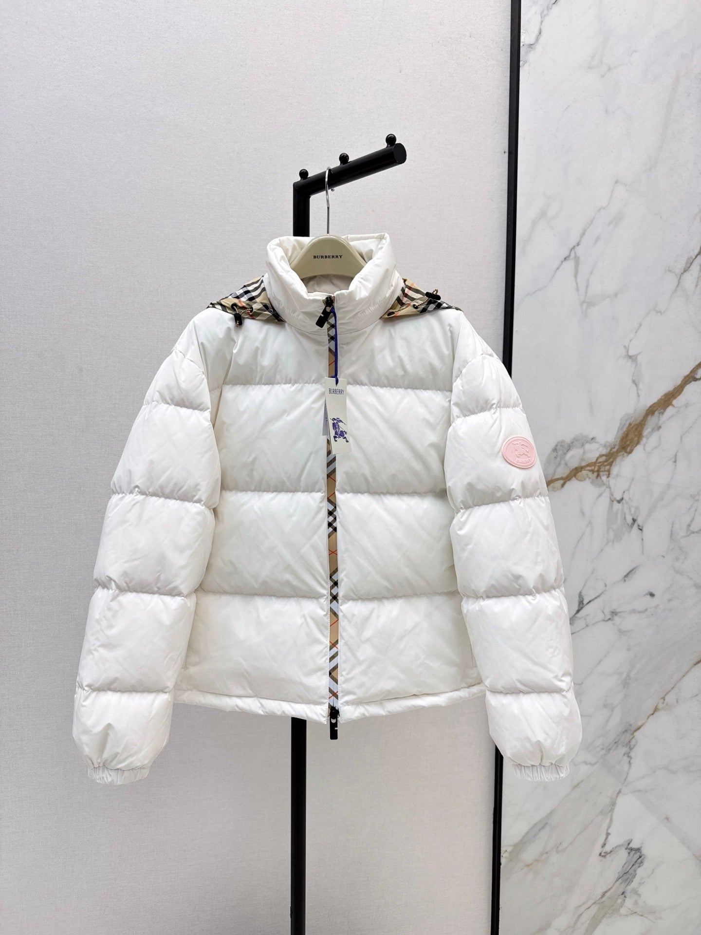 Bur 25fw down jacket