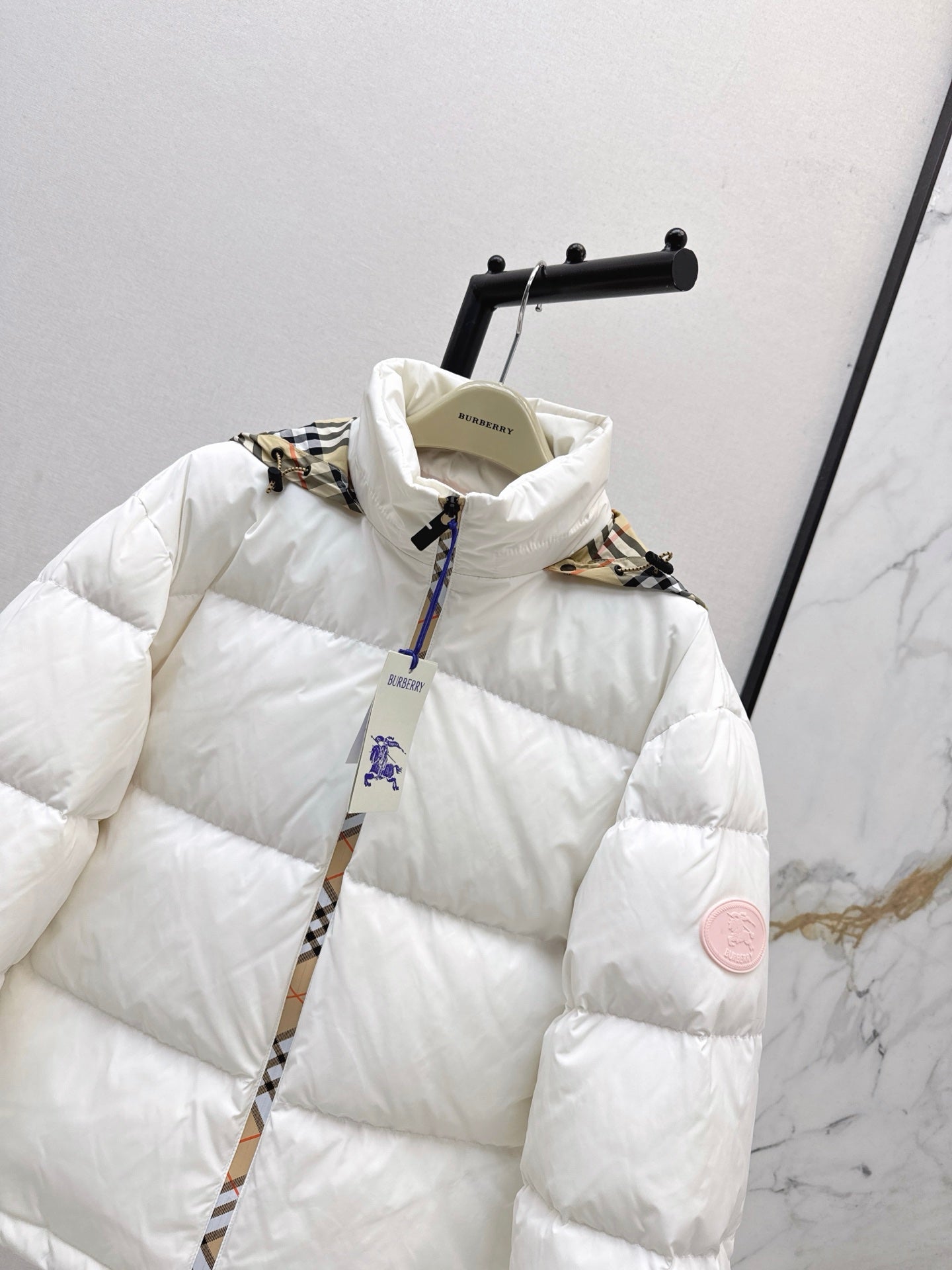 Bur 25fw down jacket