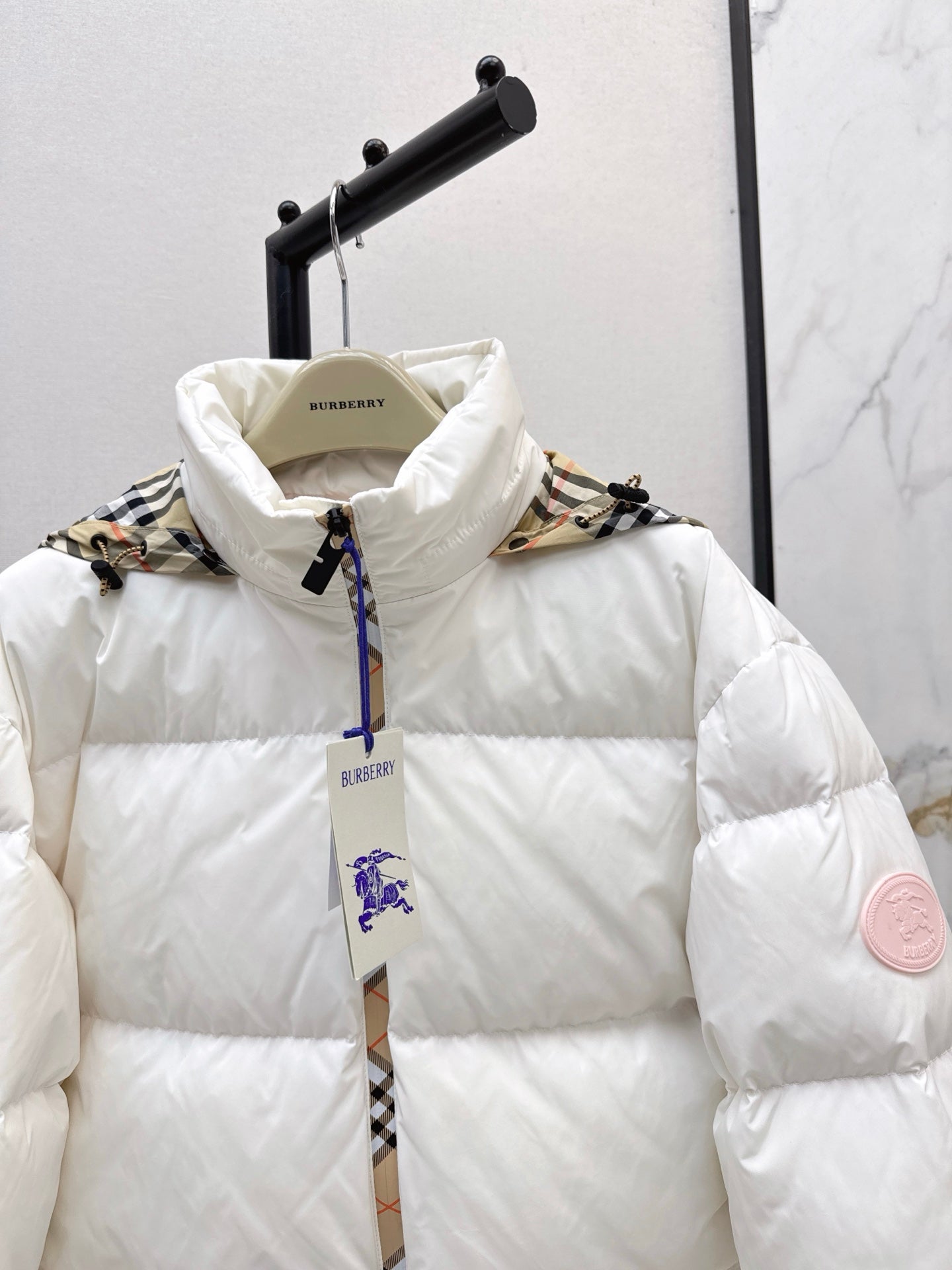 Bur 25fw down jacket