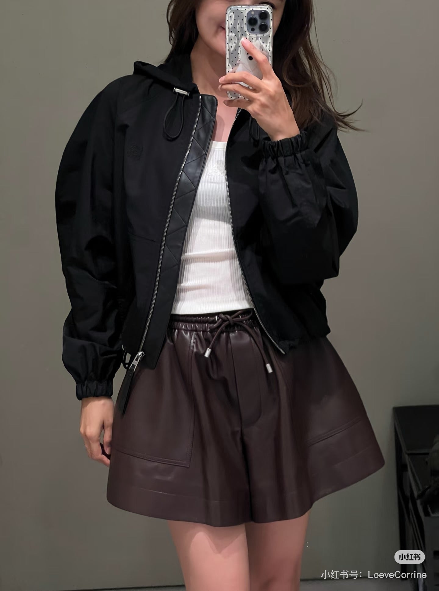 Loe 25fw leather short