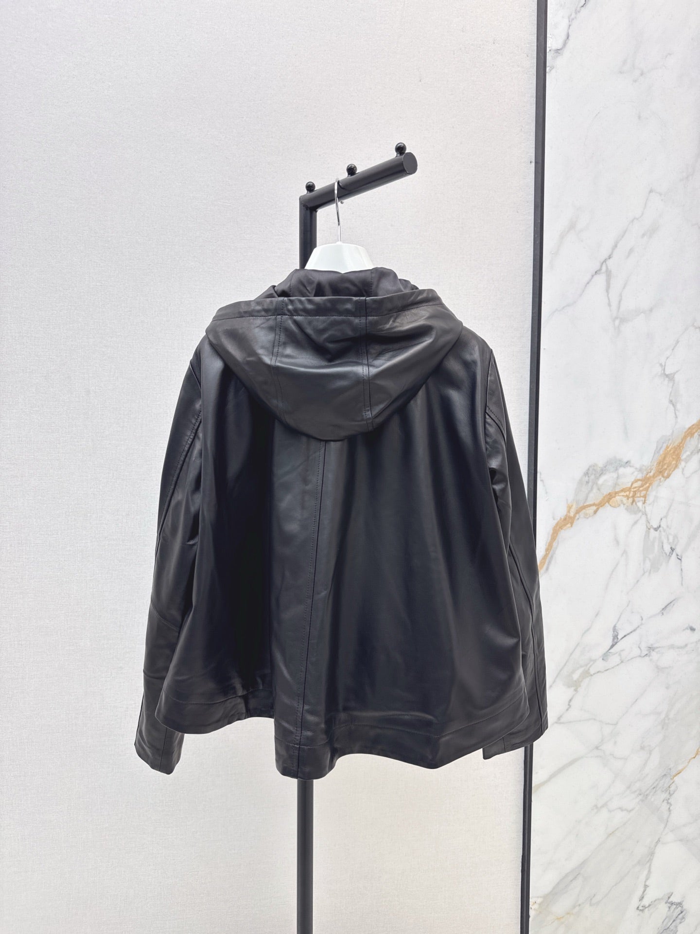 Loe 25fw leather jacket