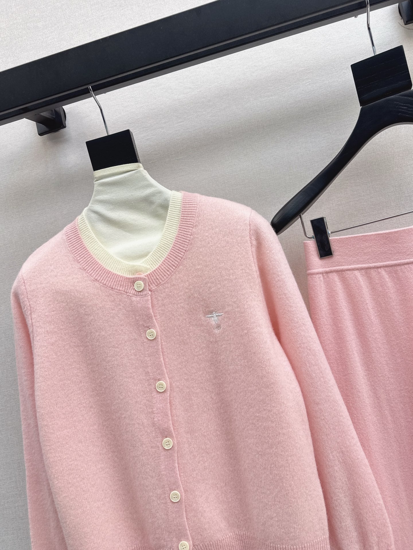 CD 25fw knitted suit