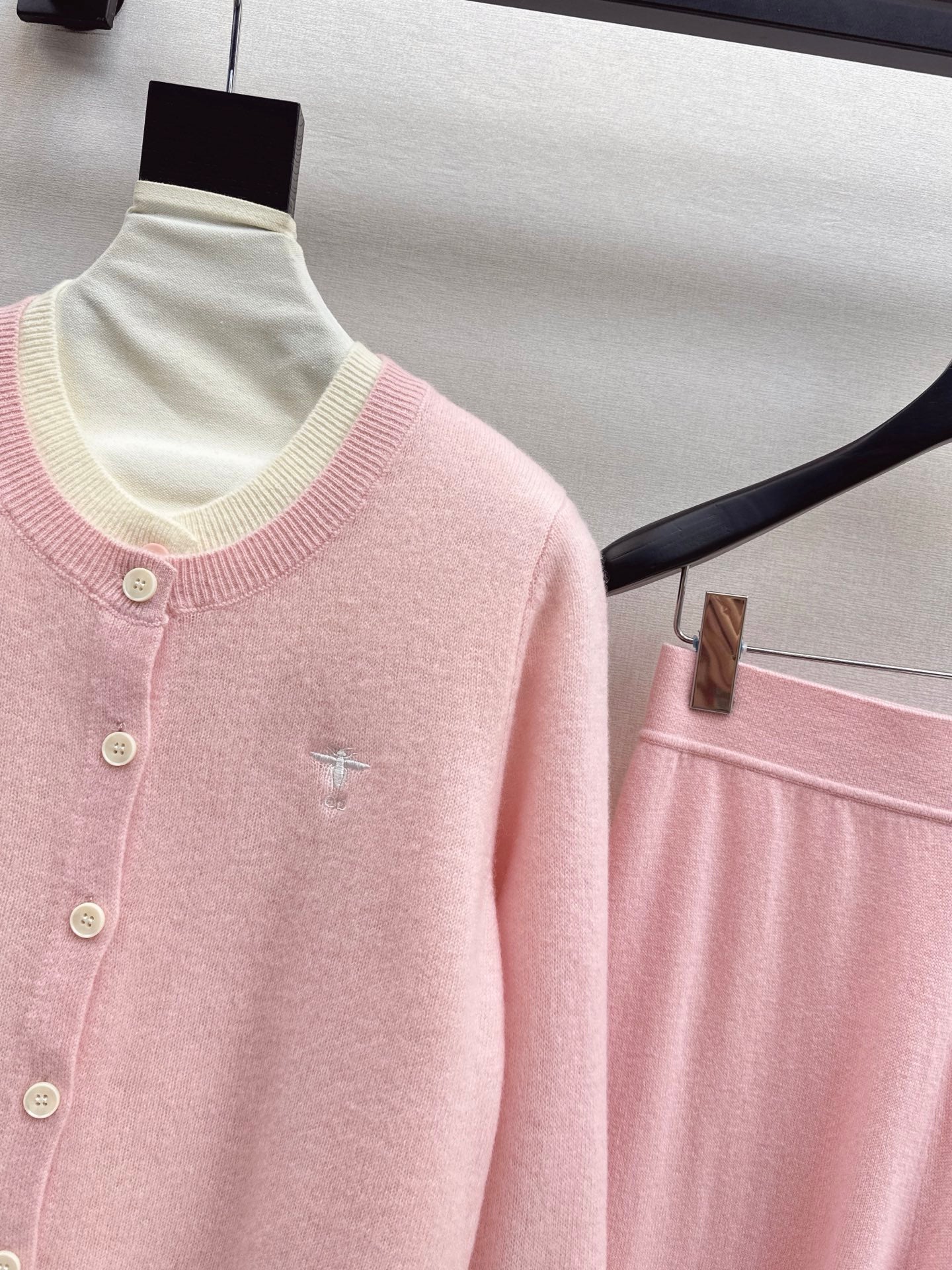 CD 25fw knitted suit