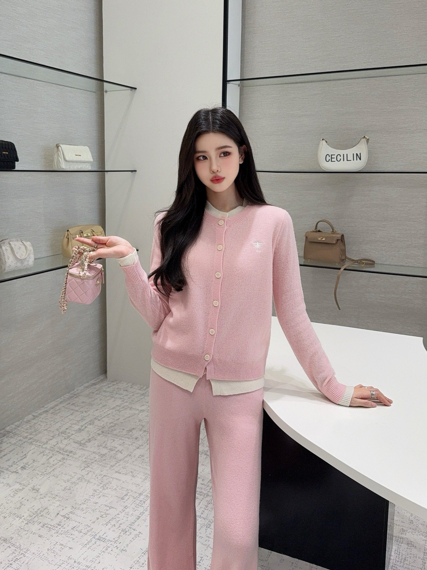 CD 25fw knitted suit