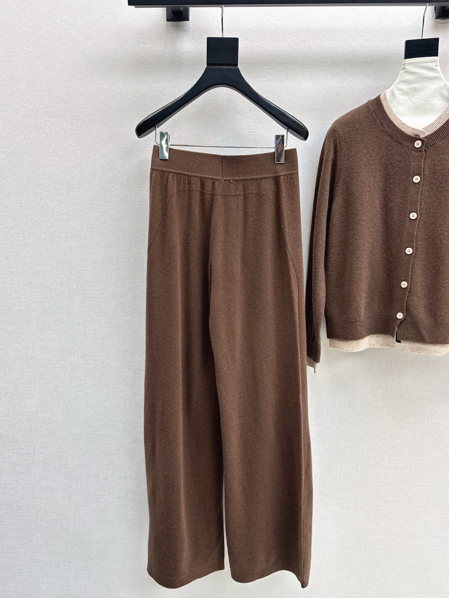 CD 25fw knitted suit