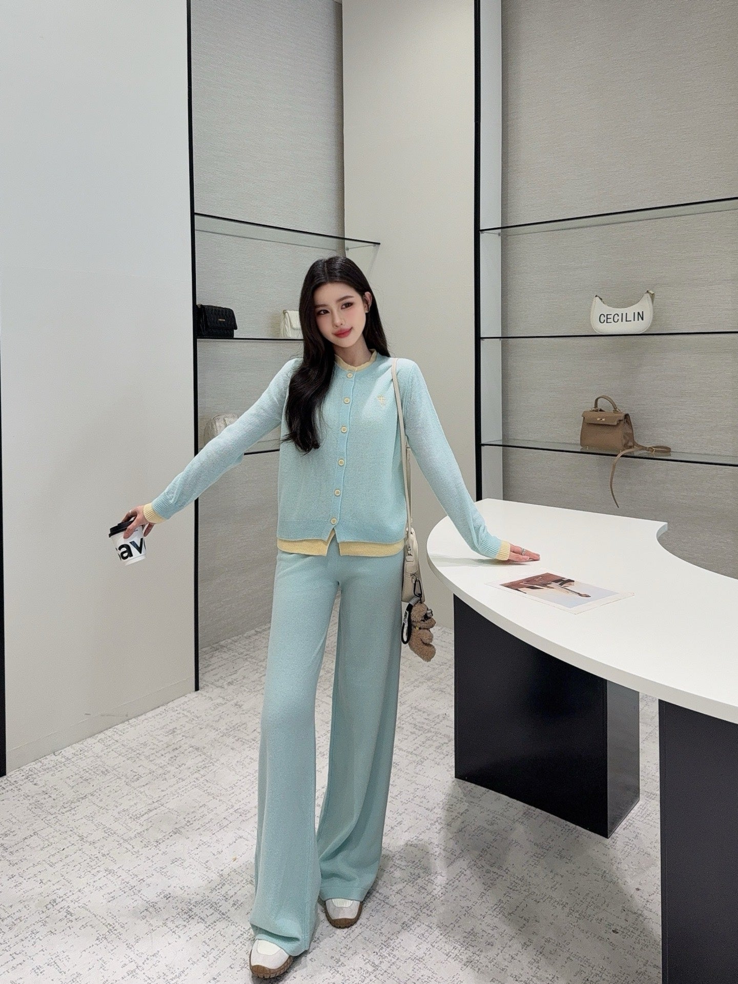 CD 25fw knitted suit