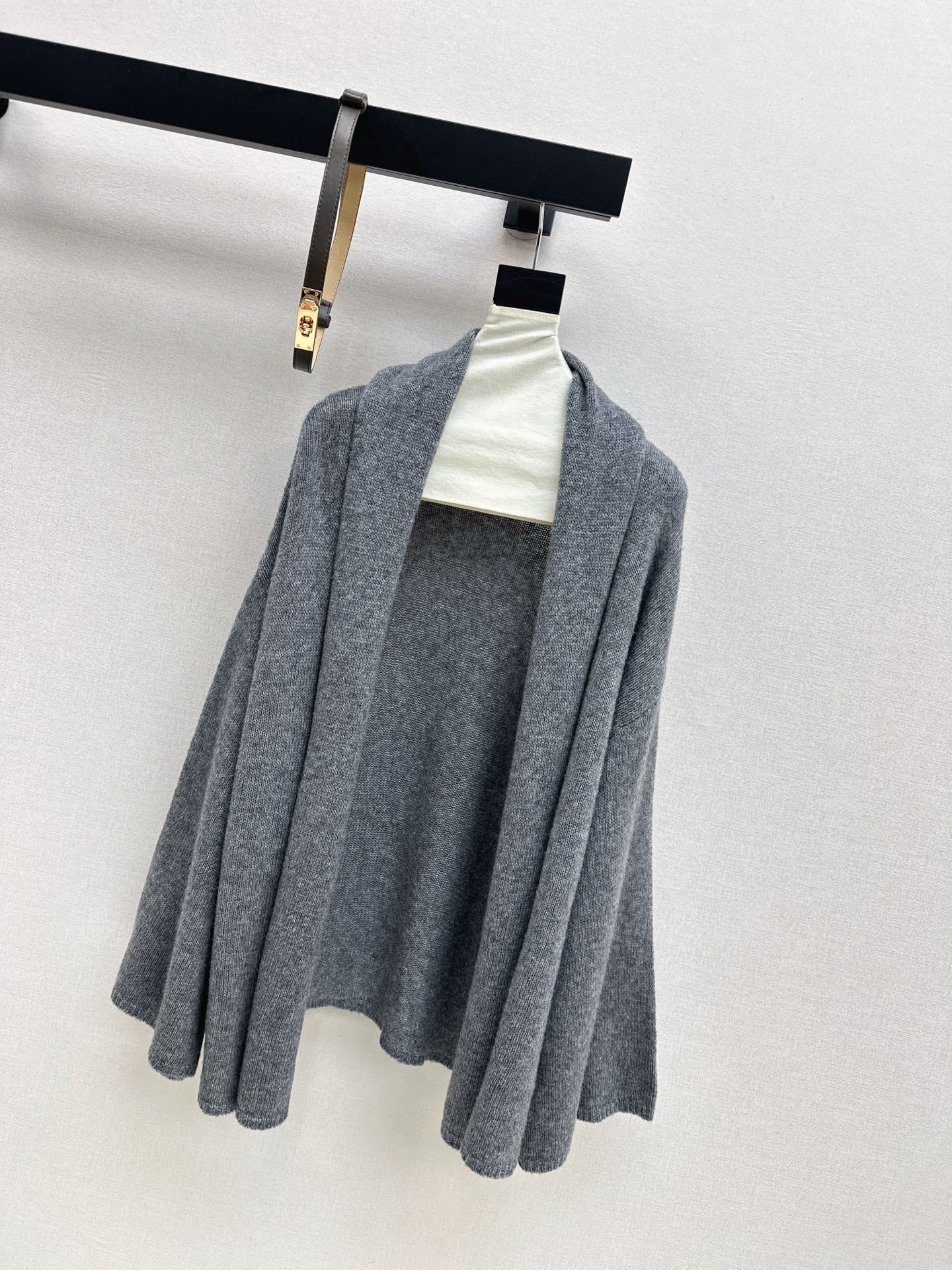 Herm 25fw wool cardigan