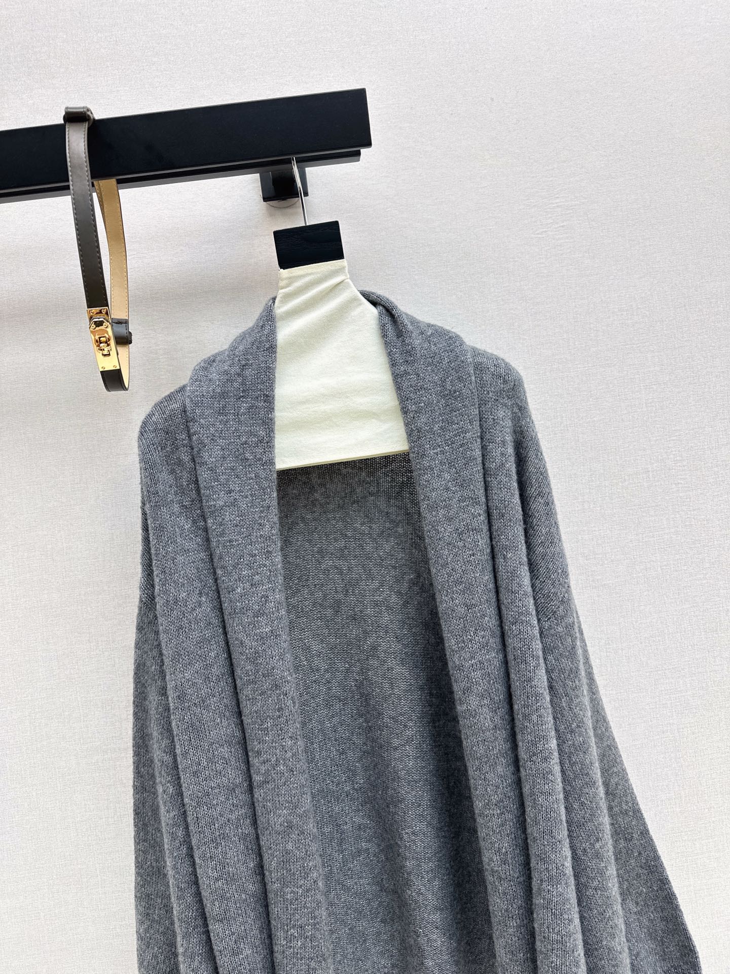 Herm 25fw wool cardigan