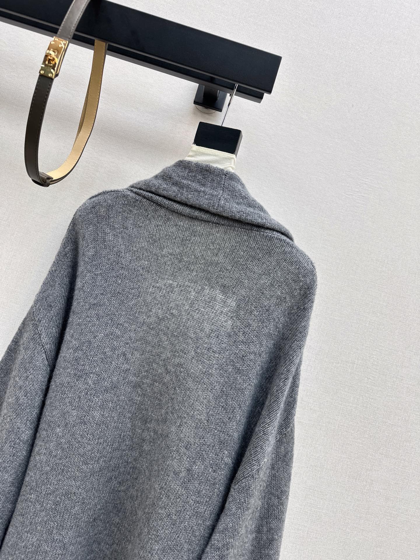 Herm 25fw wool cardigan