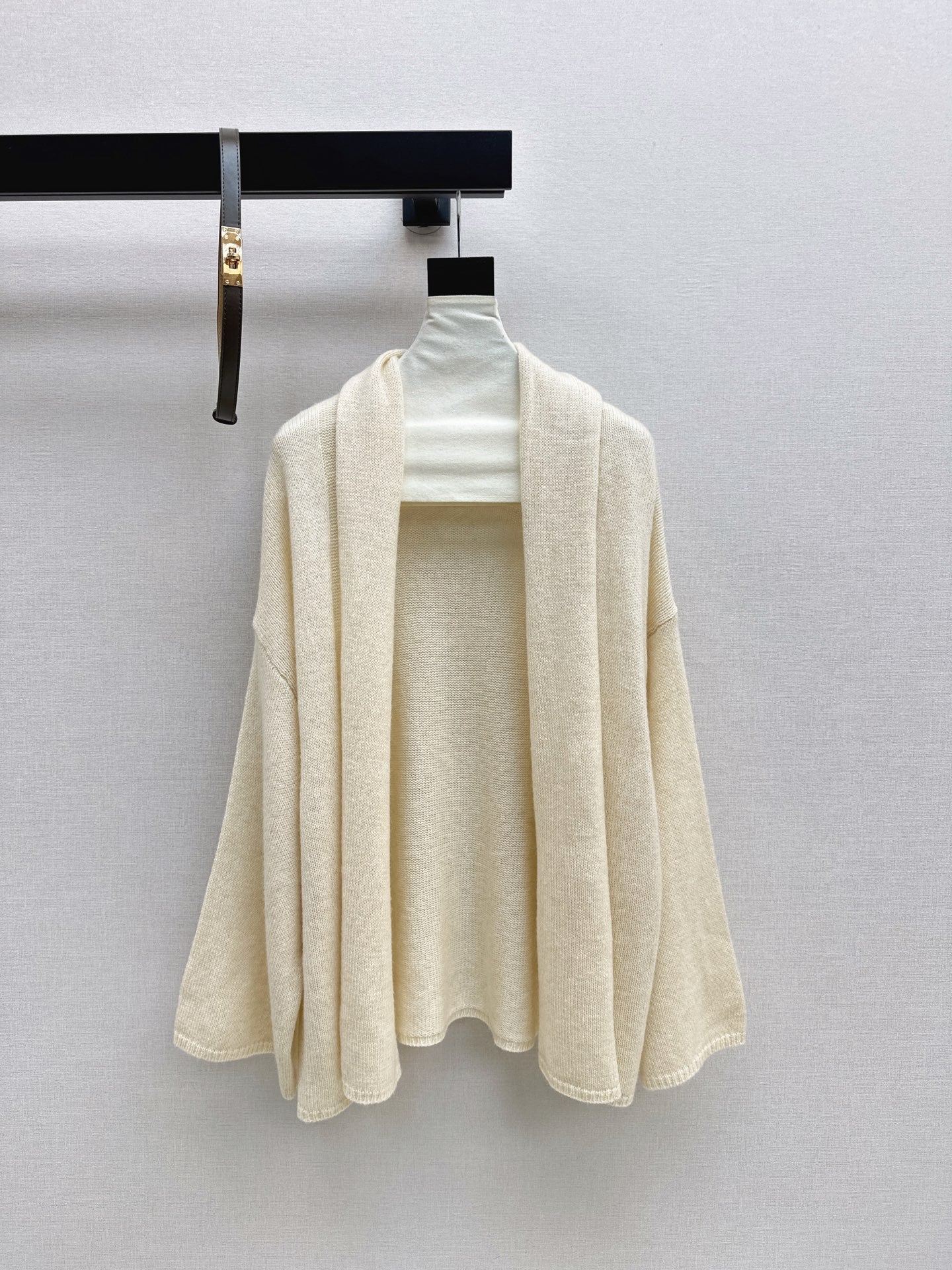 Herm 25fw wool cardigan