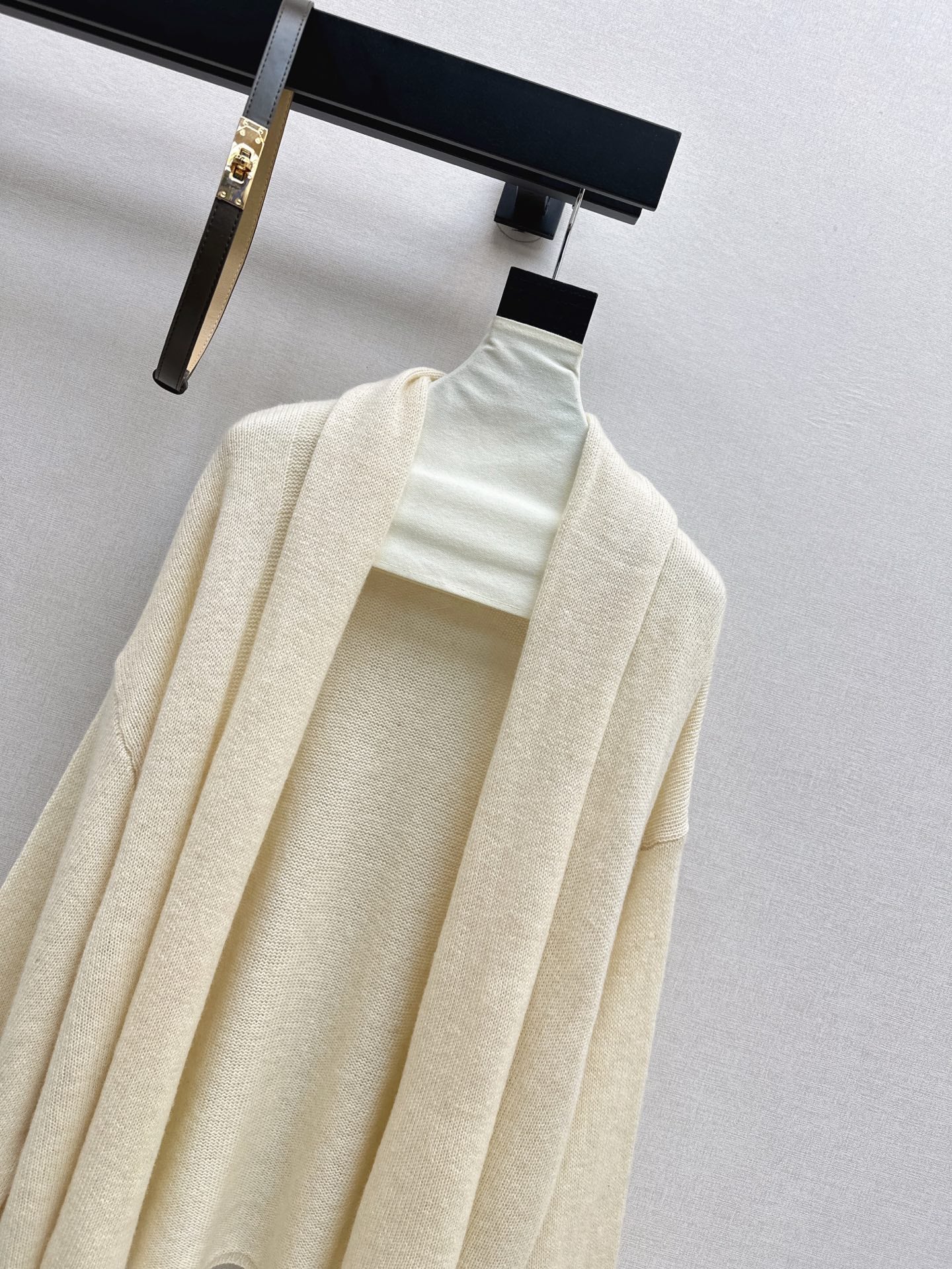 Herm 25fw wool cardigan