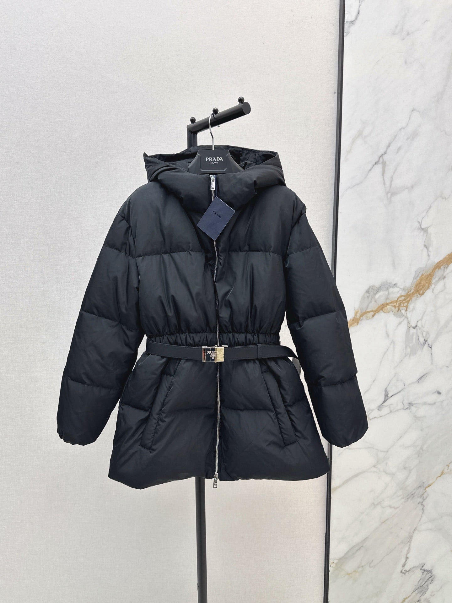 Pra 25fw down jacket