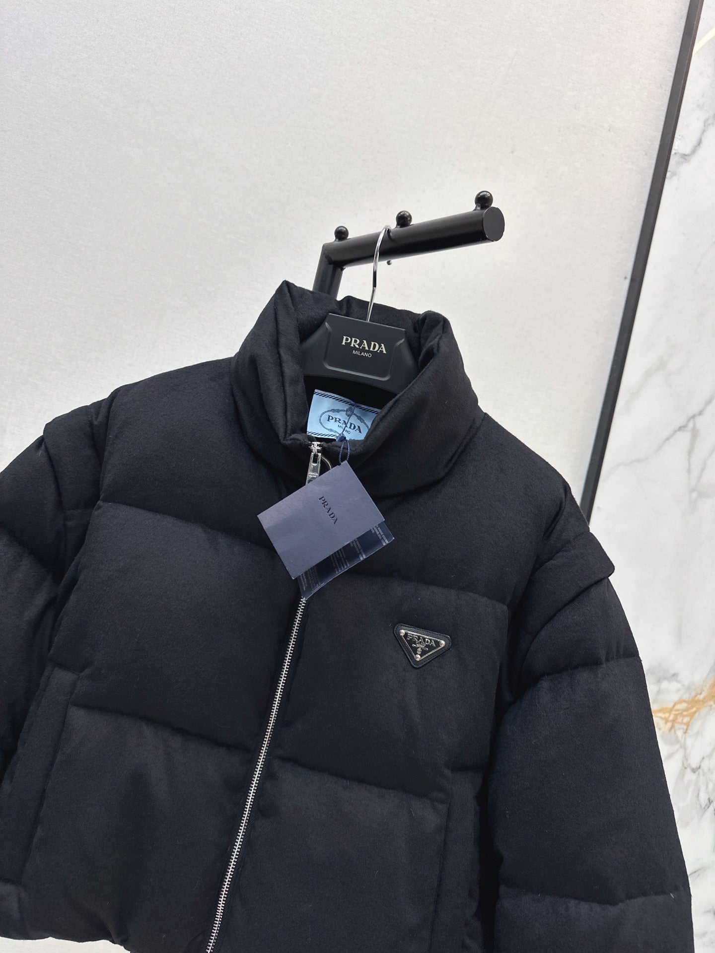 Pra 25fw down jacket