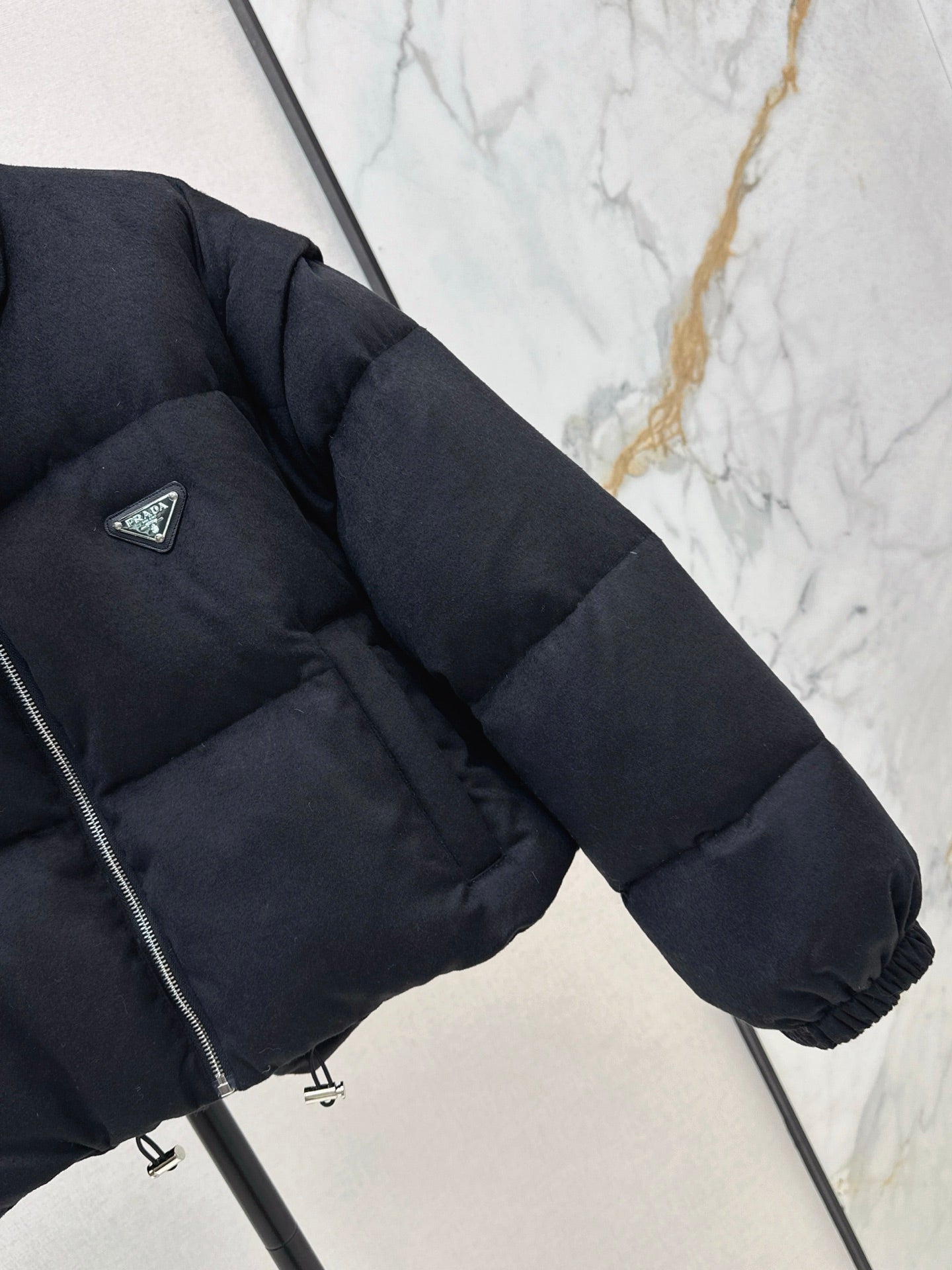 Pra 25fw down jacket