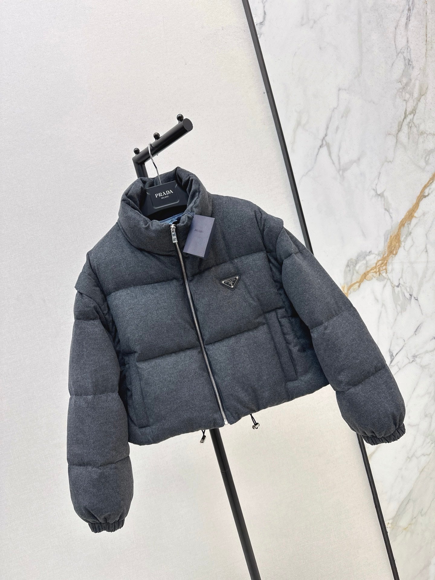Pra 25fw down jacket