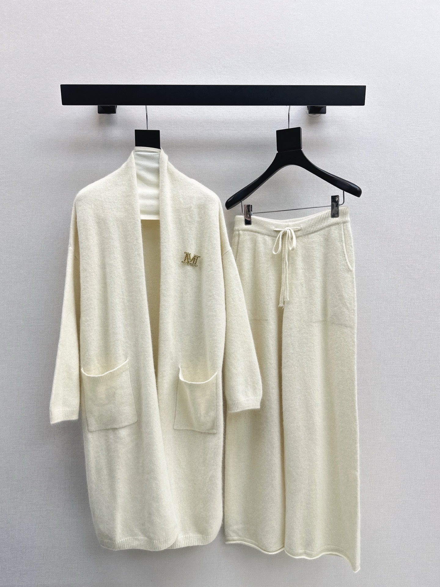 Max 25fw wool suit
