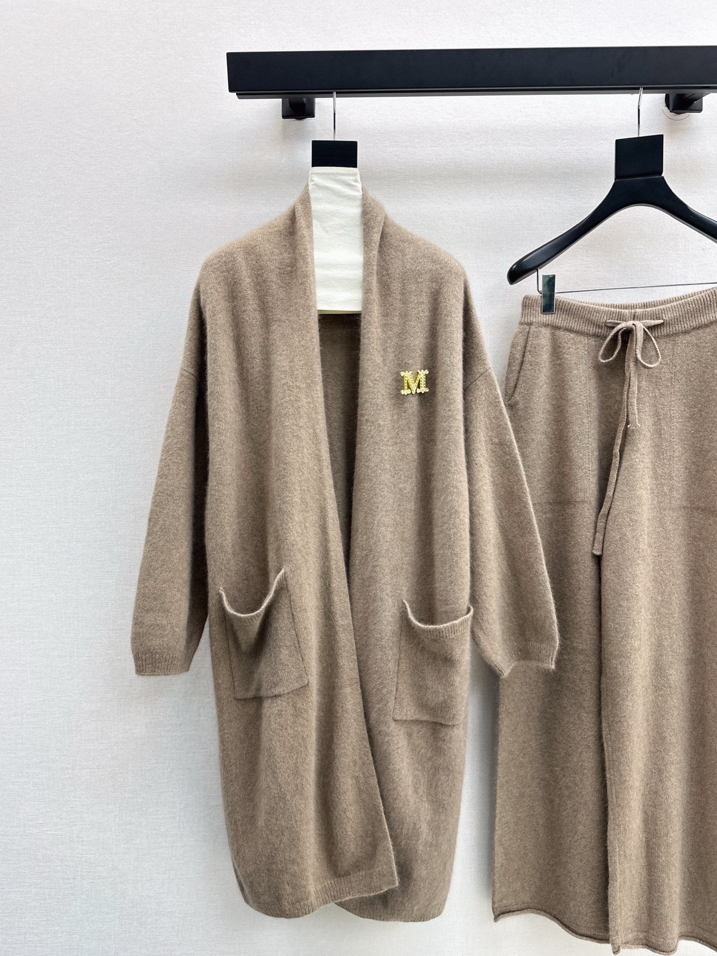 Max 25fw wool suit