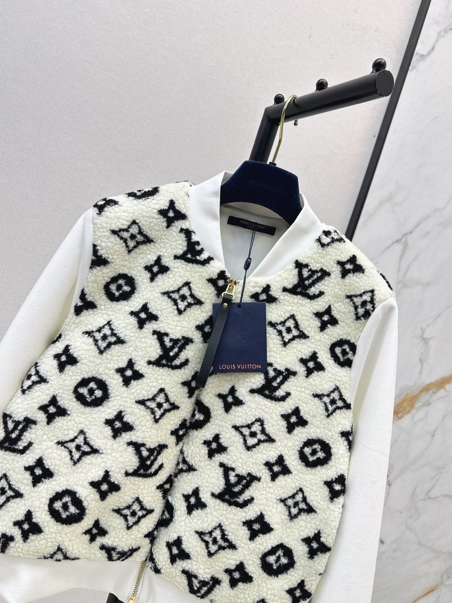 Loui 25fw baseball jacket