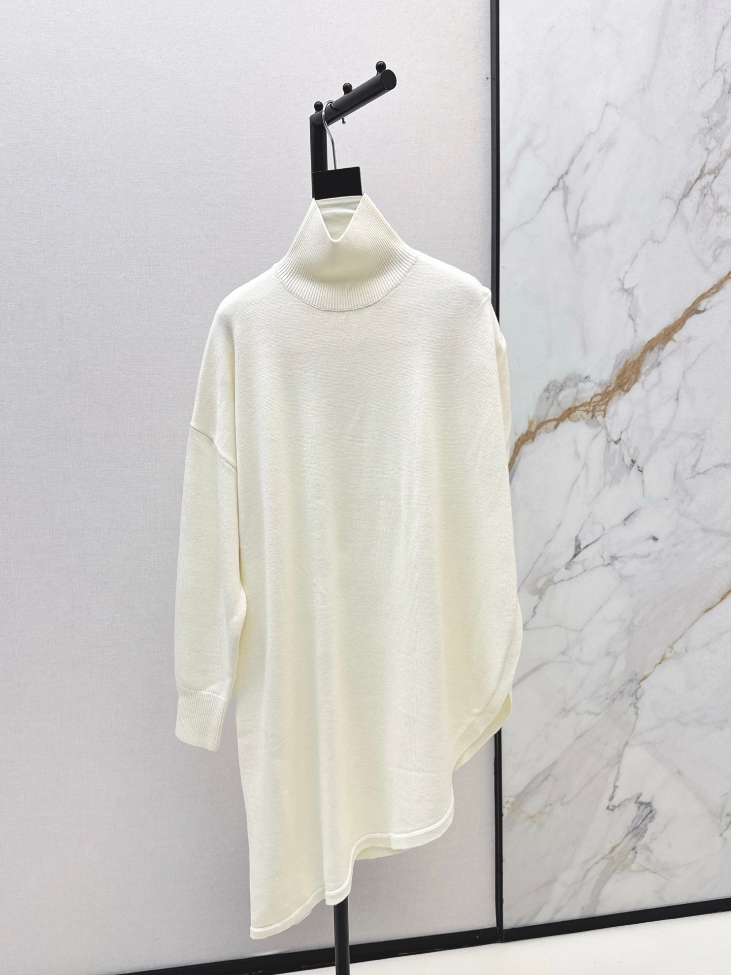 Ala 25fw wool sweater