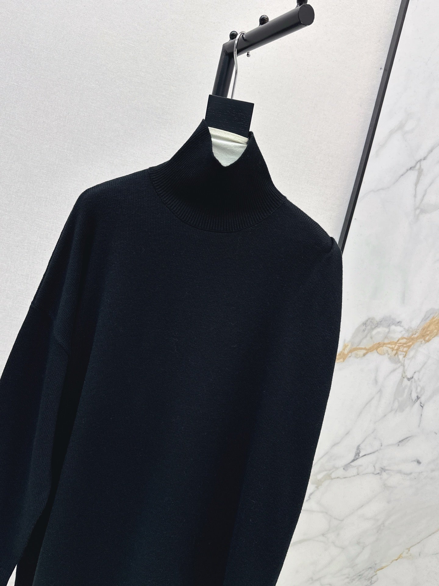 Ala 25fw wool sweater