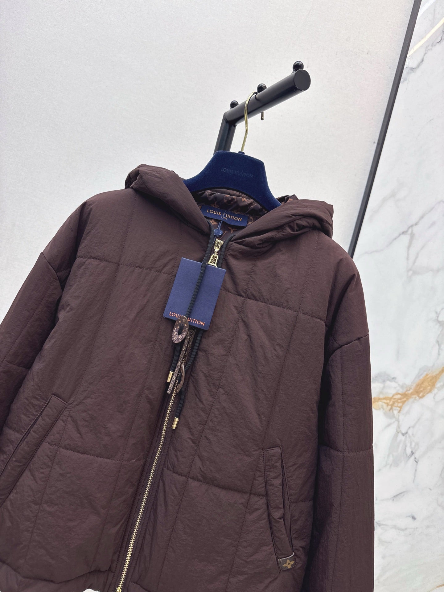 Loui 25fw padded jacket