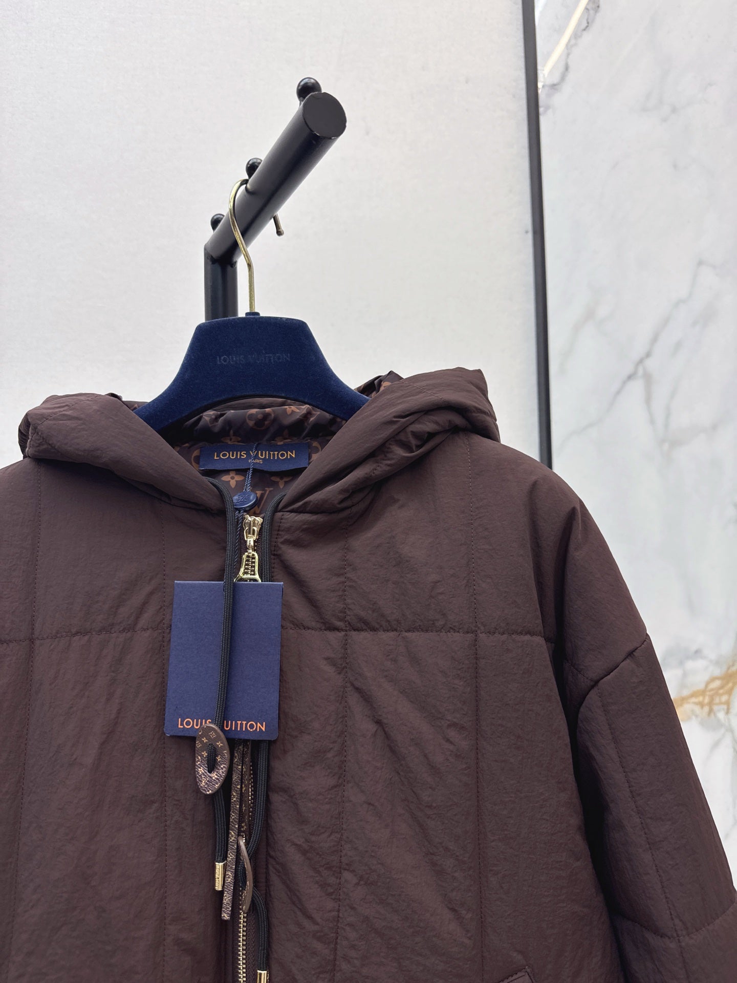 Loui 25fw padded jacket