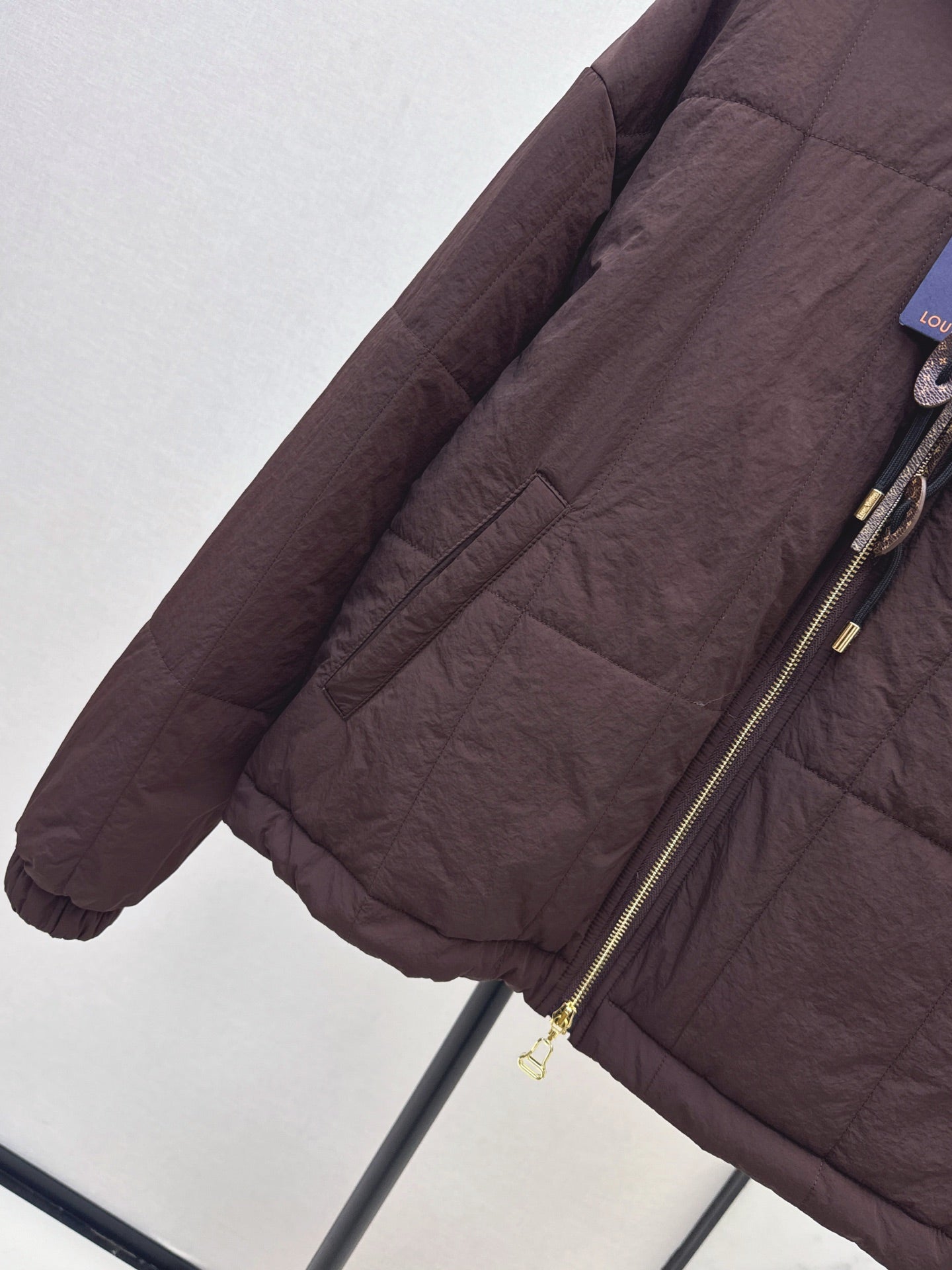 Loui 25fw padded jacket