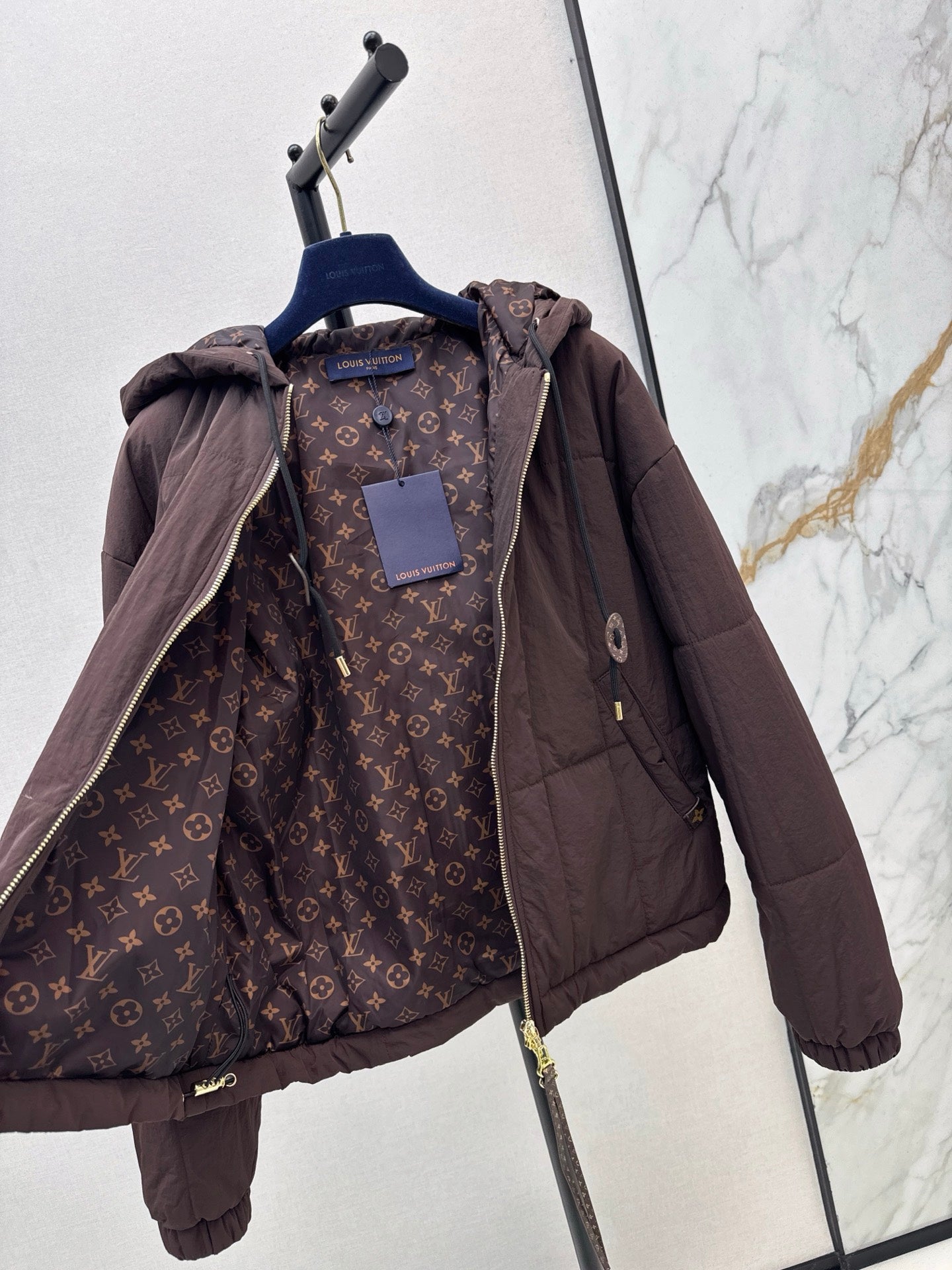 Loui 25fw padded jacket