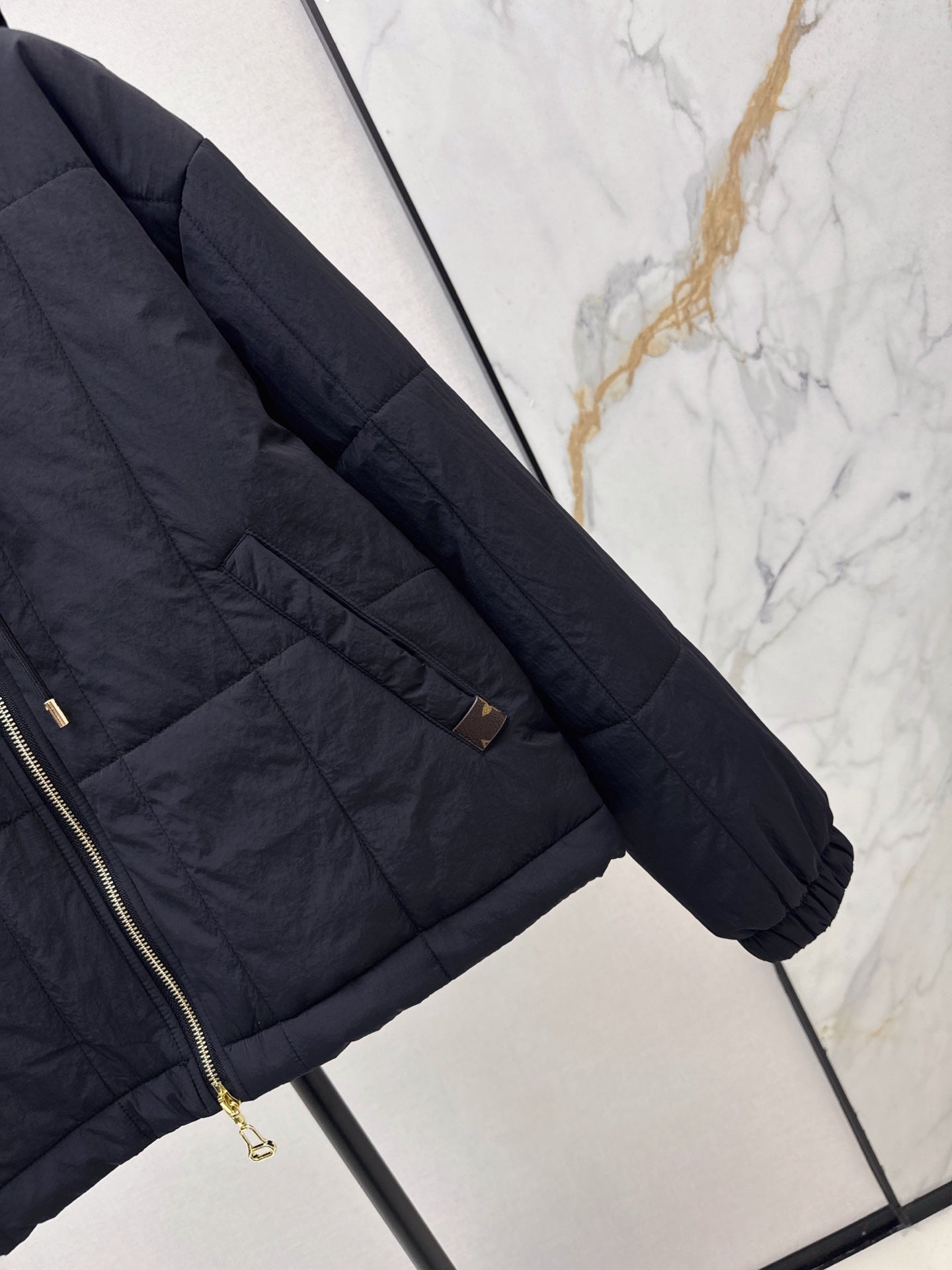 Loui 25fw padded jacket