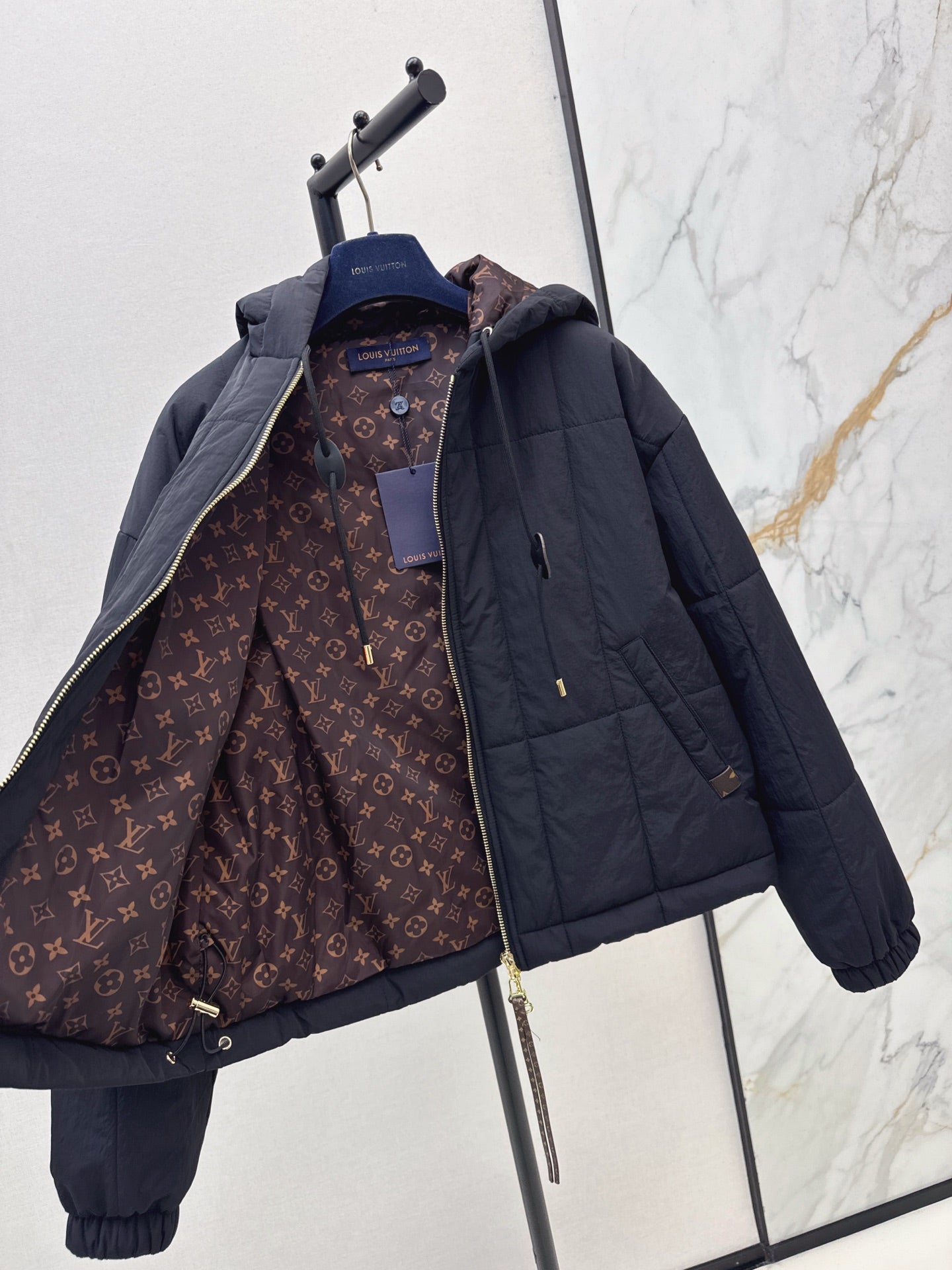 Loui 25fw padded jacket