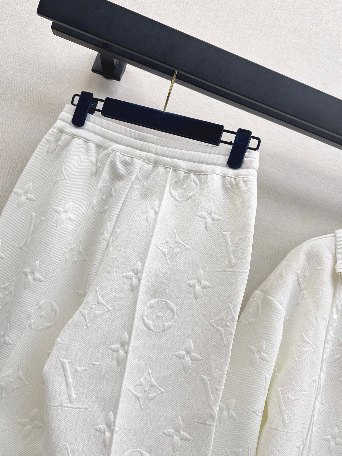 Loui 25fw pants