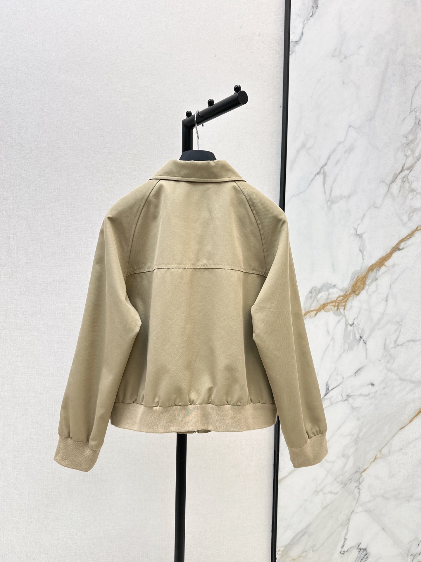CD 25fw jacket