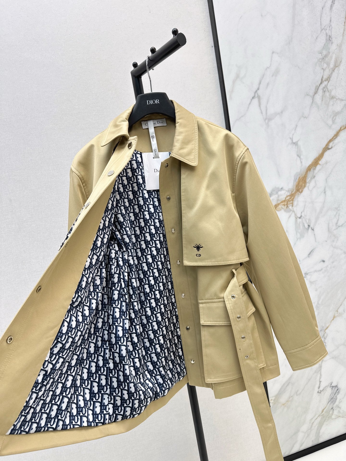 CD 25fw jacket